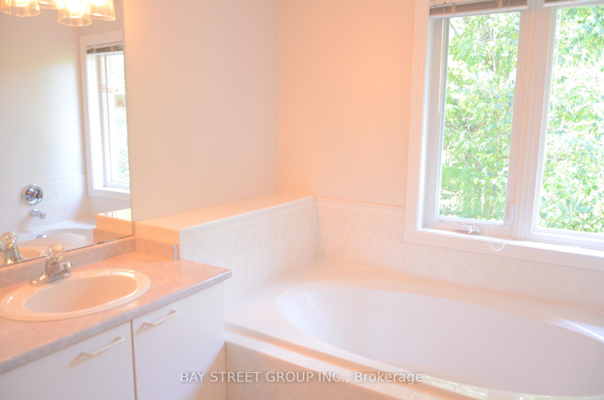 Photo 11 of Unit #44, 1905 Broad Hollow Gate, Mississauga, Erin Mills — HOMEH
