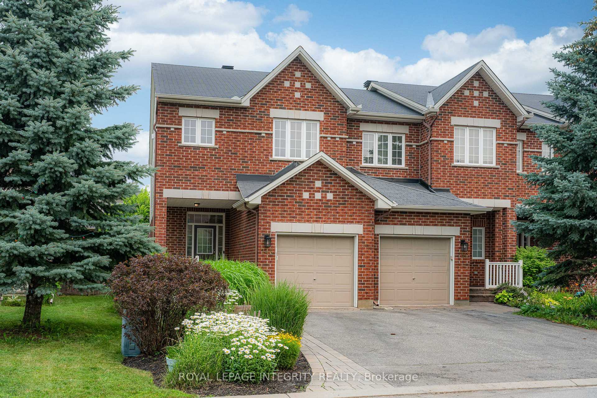 Photo 2 of 748 Bowercrest Crescent, Ottawa, Riverside South/Gloucester Glen — HOMEH