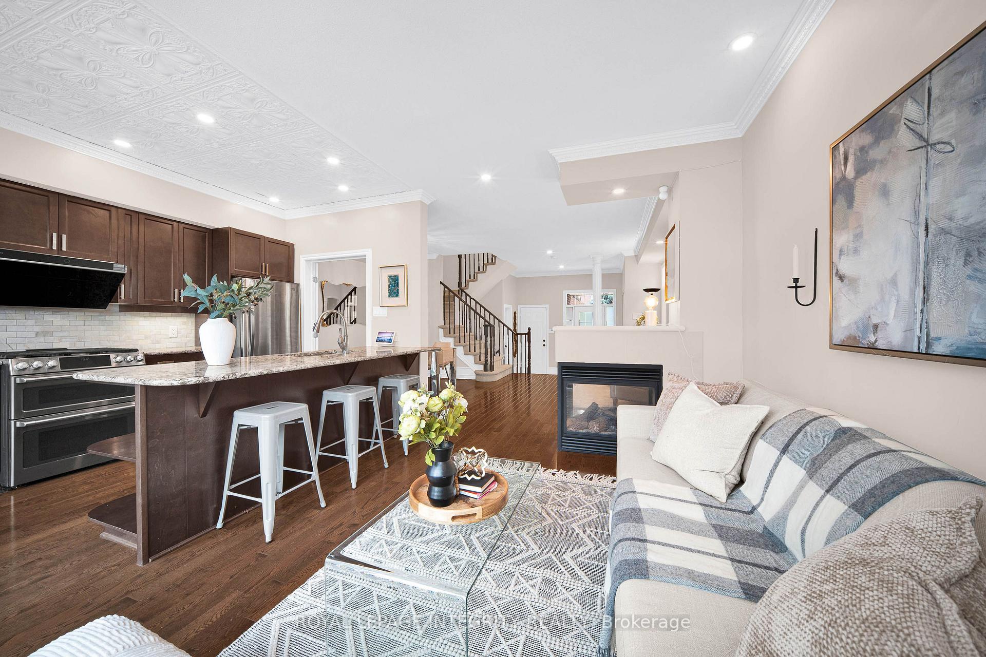 Photo 13 of 748 Bowercrest Crescent, Ottawa, Riverside South/Gloucester Glen — HOMEH