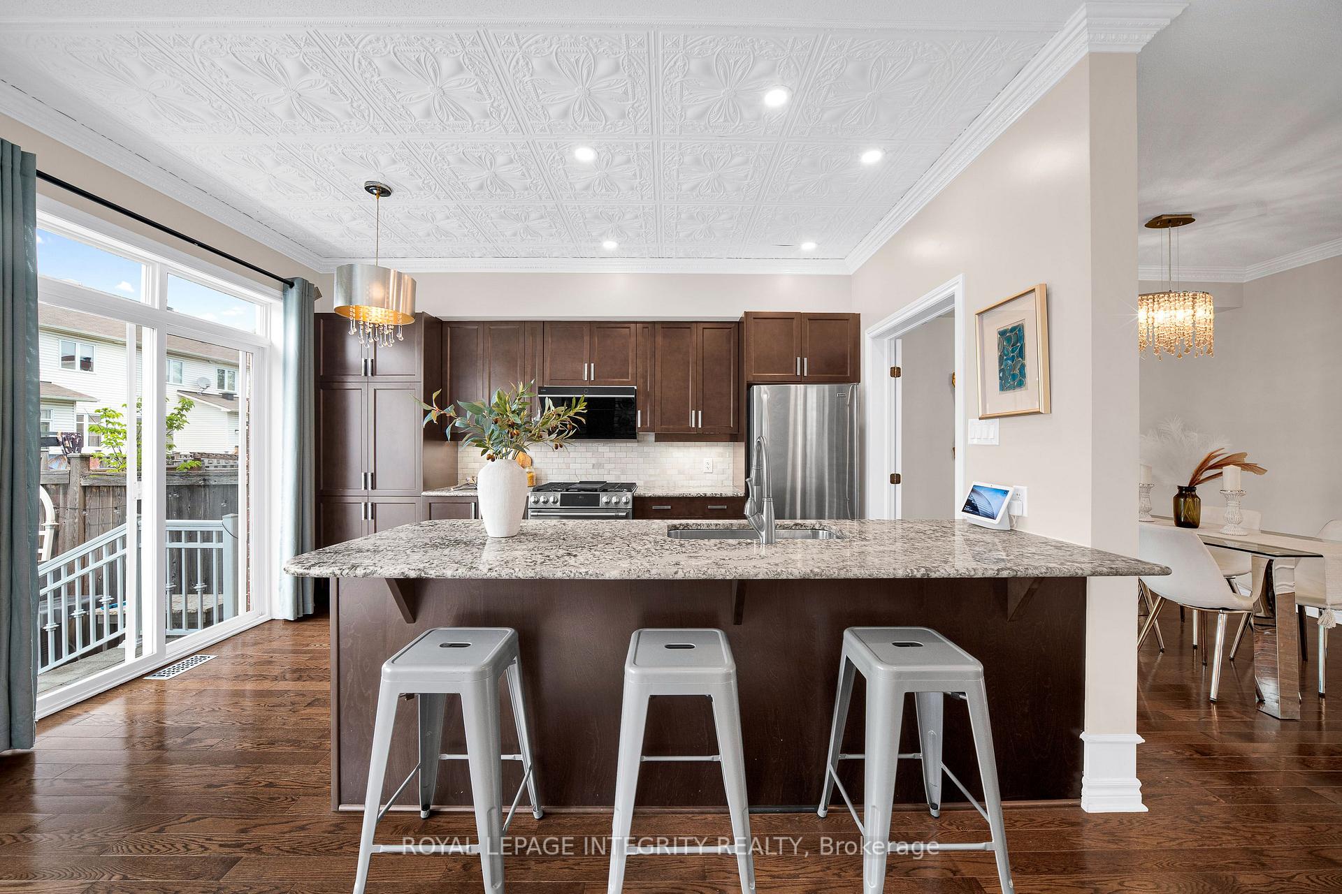 Photo 16 of 748 Bowercrest Crescent, Ottawa, Riverside South/Gloucester Glen — HOMEH