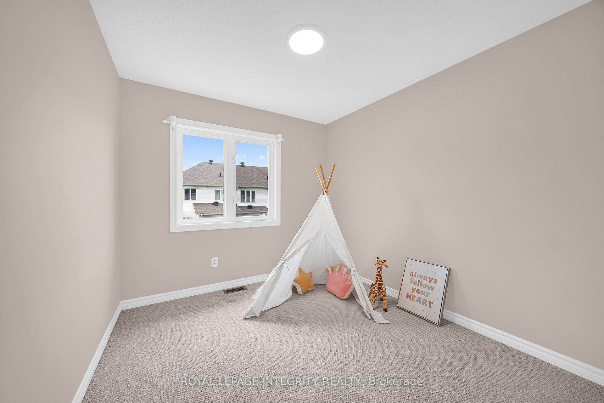 Photo 36 of 748 Bowercrest Crescent, Ottawa, Riverside South/Gloucester Glen — HOMEH