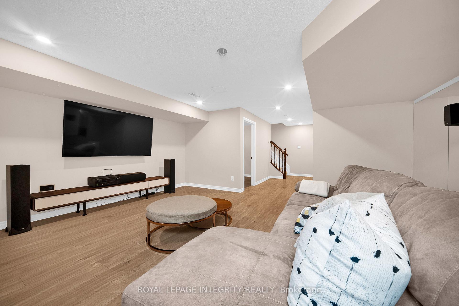 Photo 40 of 748 Bowercrest Crescent, Ottawa, Riverside South/Gloucester Glen — HOMEH