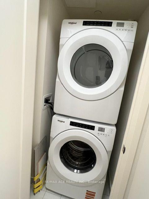 Photo 13 of Unit 1810, 27 Korda Gate, Vaughan, Vellore Village — HOMEH