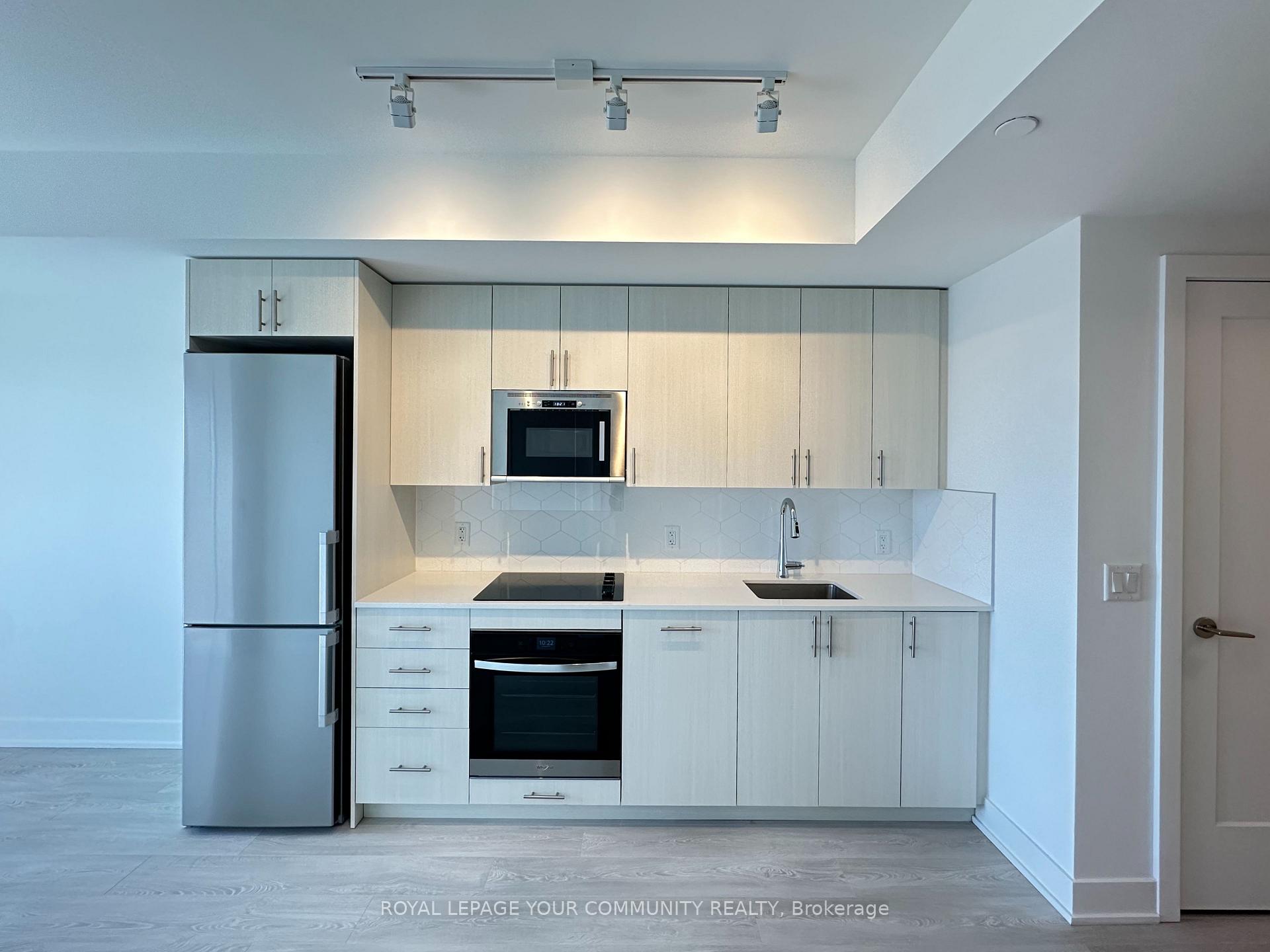 Photo 10 of Unit 2001, 2545 Simcoe Street N, Oshawa, Windfields — HOMEH
