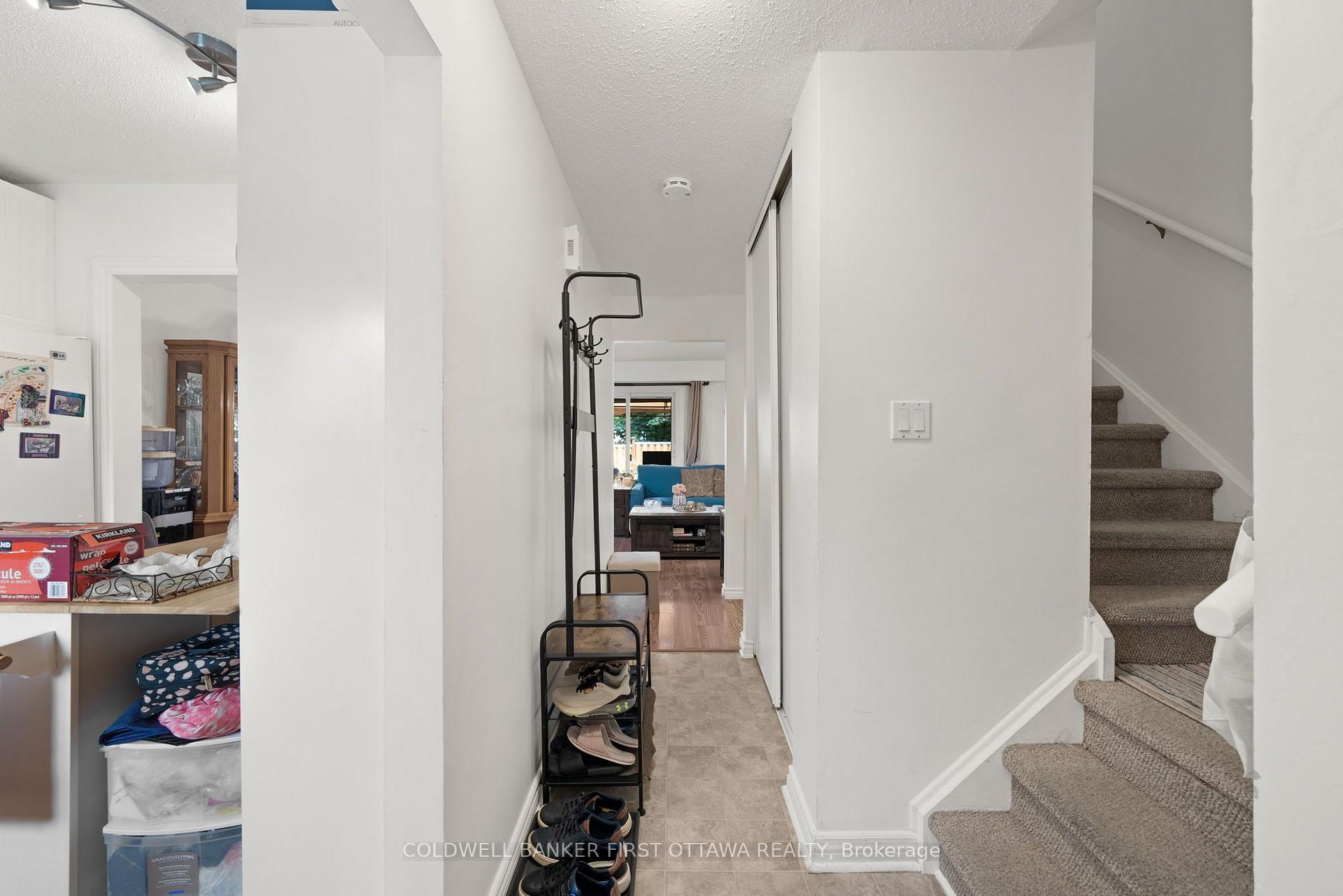 Photo 6 of Unit 19, 158 Barrow Crescent, Ottawa, Kanata - Katimavik — HOMEH