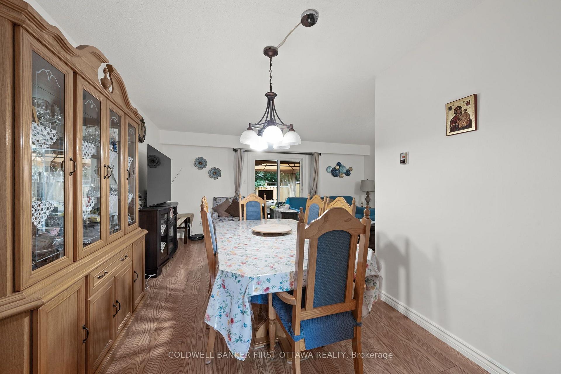 Photo 11 of Unit 19, 158 Barrow Crescent, Ottawa, Kanata - Katimavik — HOMEH