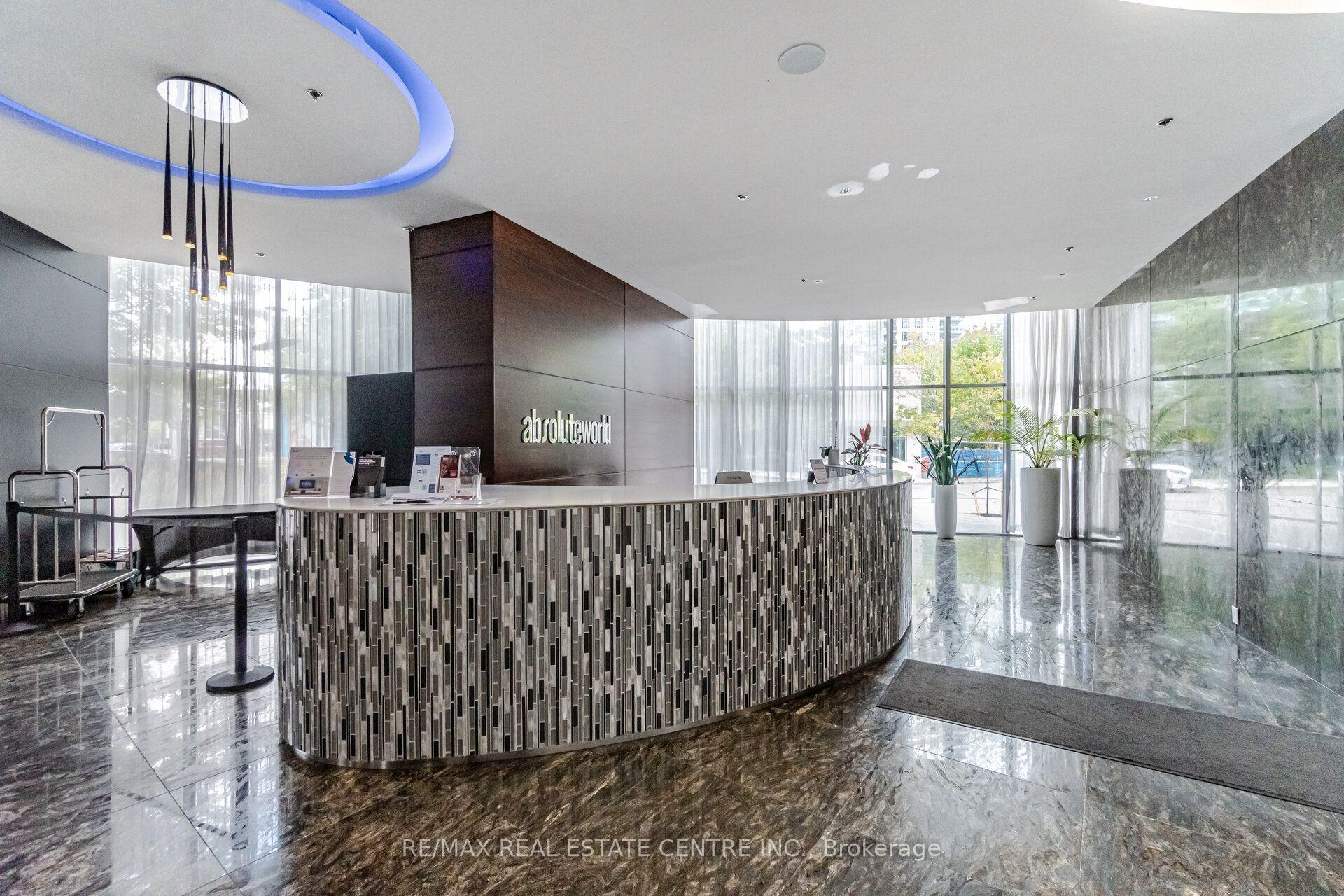 Photo 5 of Unit LPH8, 50 Absolute Avenue, Mississauga, City Centre — HOMEH