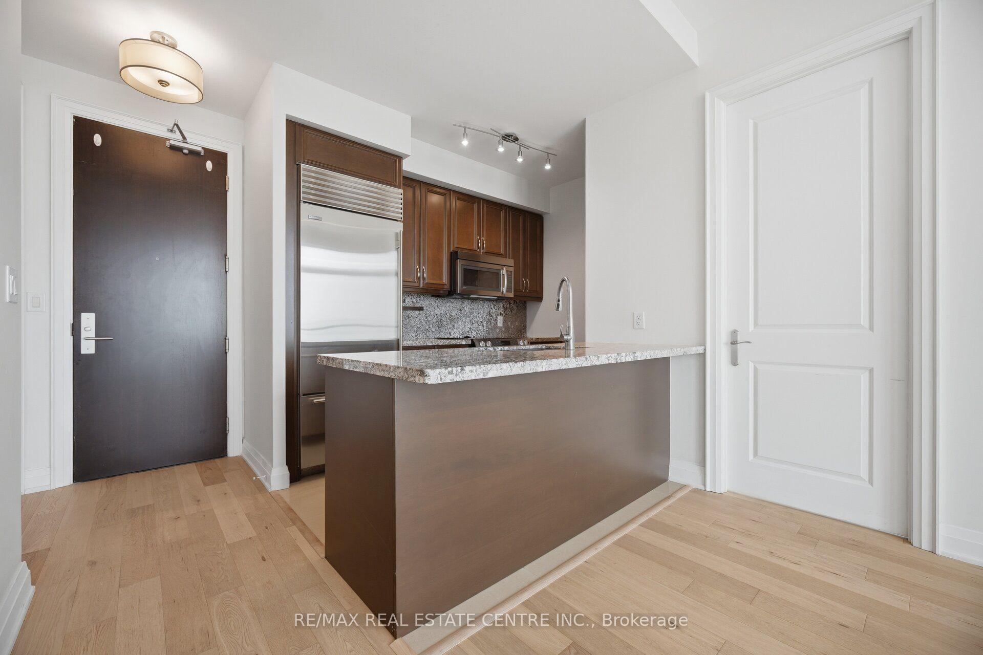 Photo 17 of Unit LPH8, 50 Absolute Avenue, Mississauga, City Centre — HOMEH