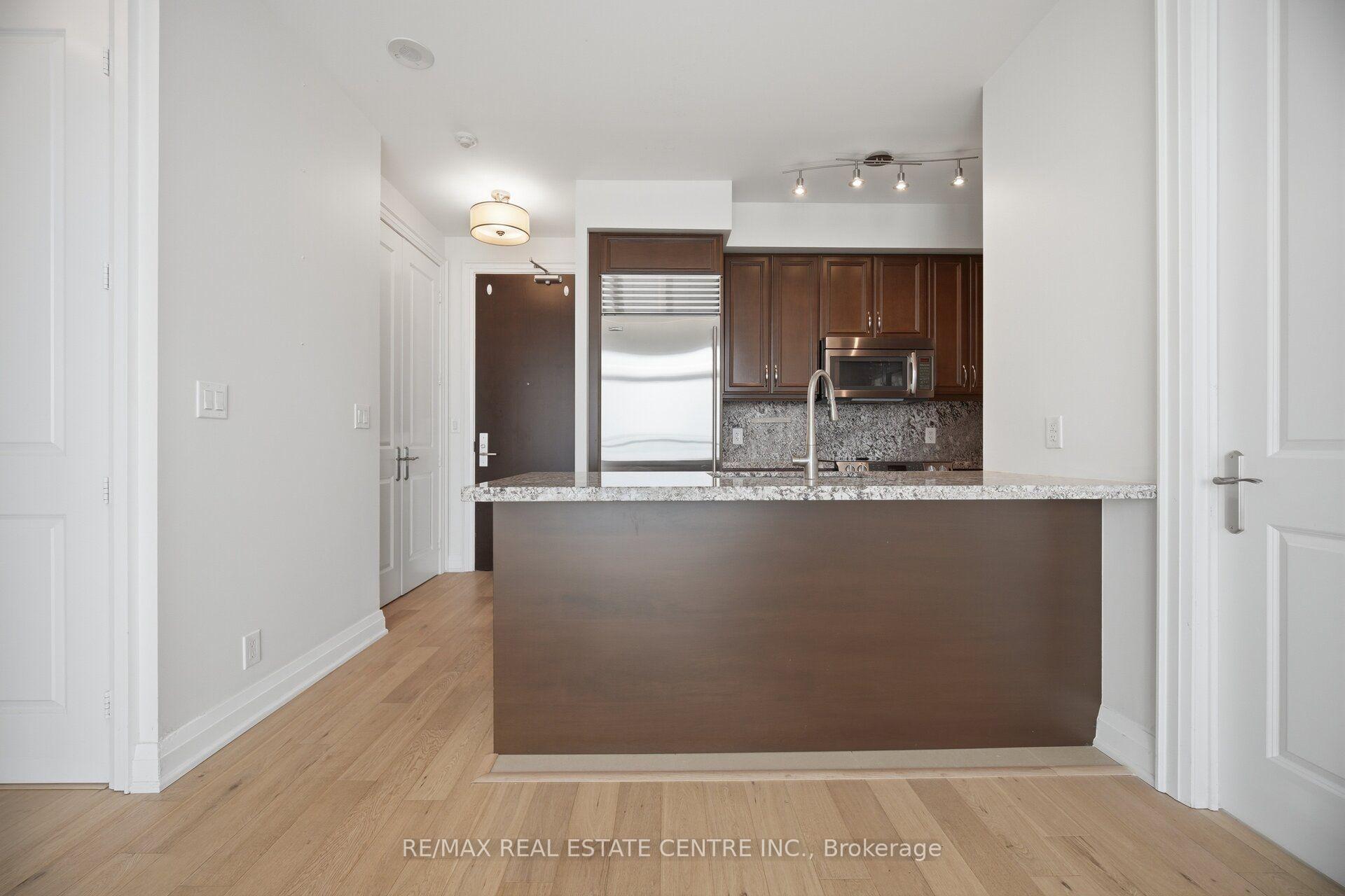 Photo 19 of Unit LPH8, 50 Absolute Avenue, Mississauga, City Centre — HOMEH
