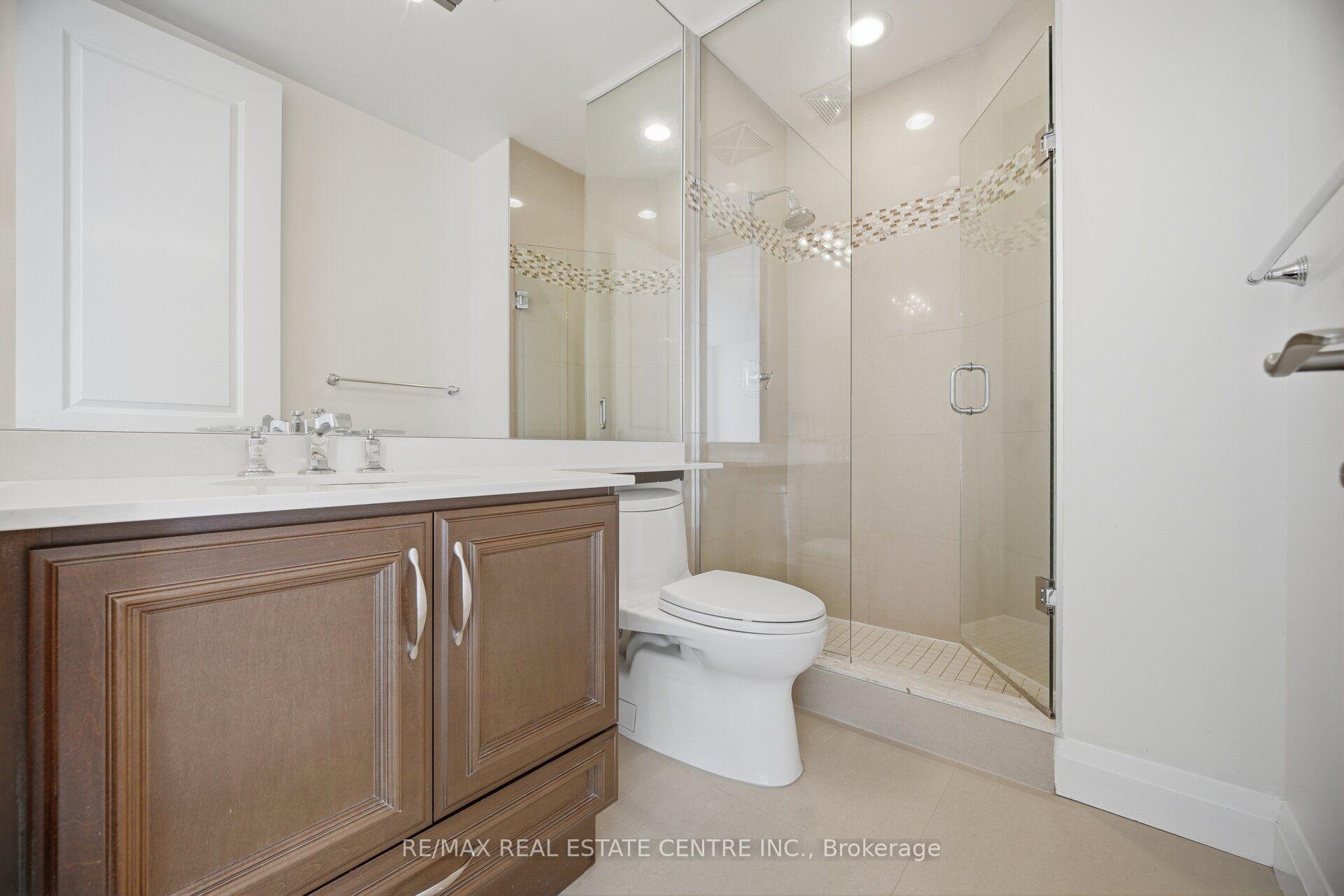Photo 51 of Unit LPH8, 50 Absolute Avenue, Mississauga, City Centre — HOMEH