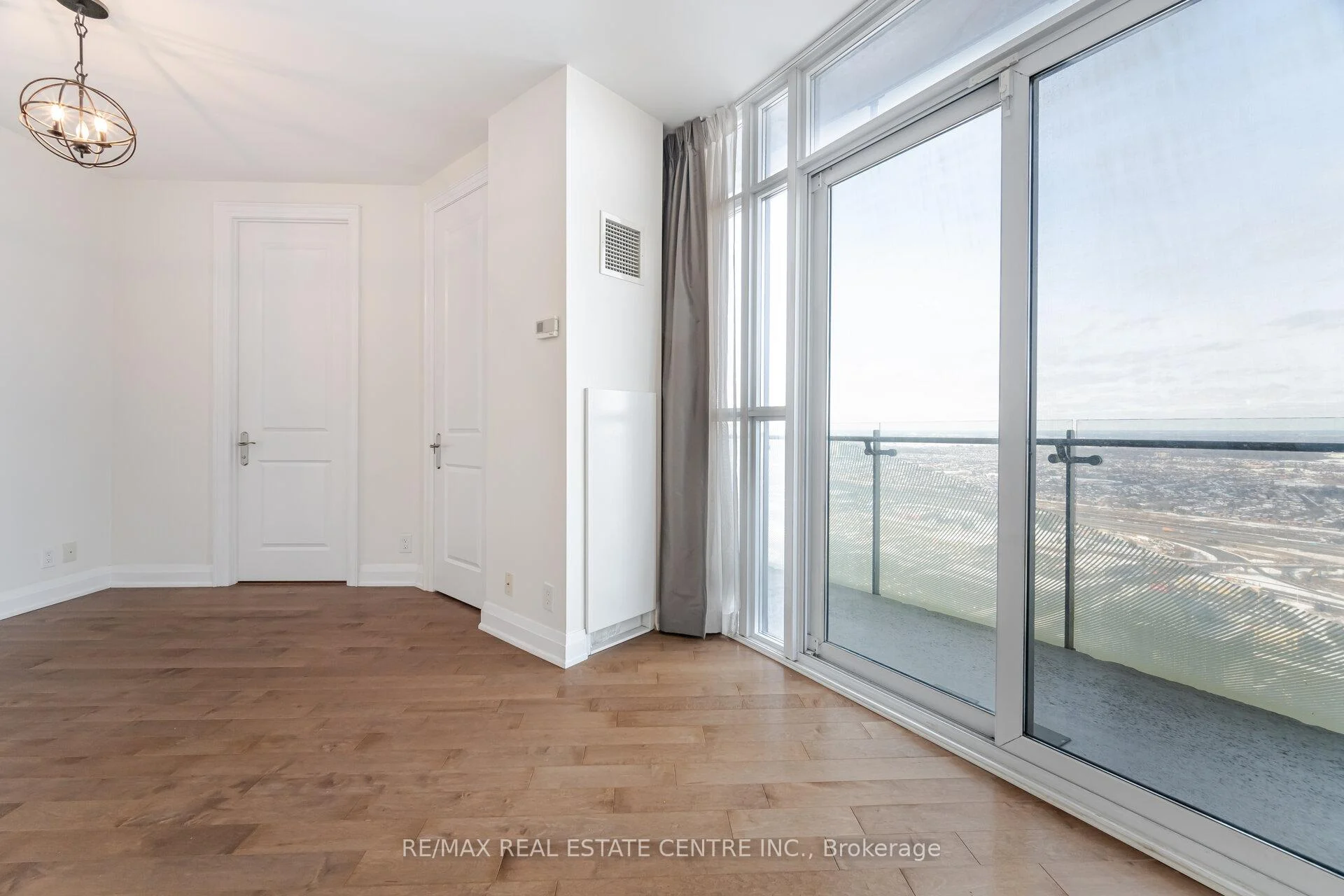 Photo 26 of Unit LPH8, 50 Absolute Avenue, Mississauga, City Centre — HOMEH