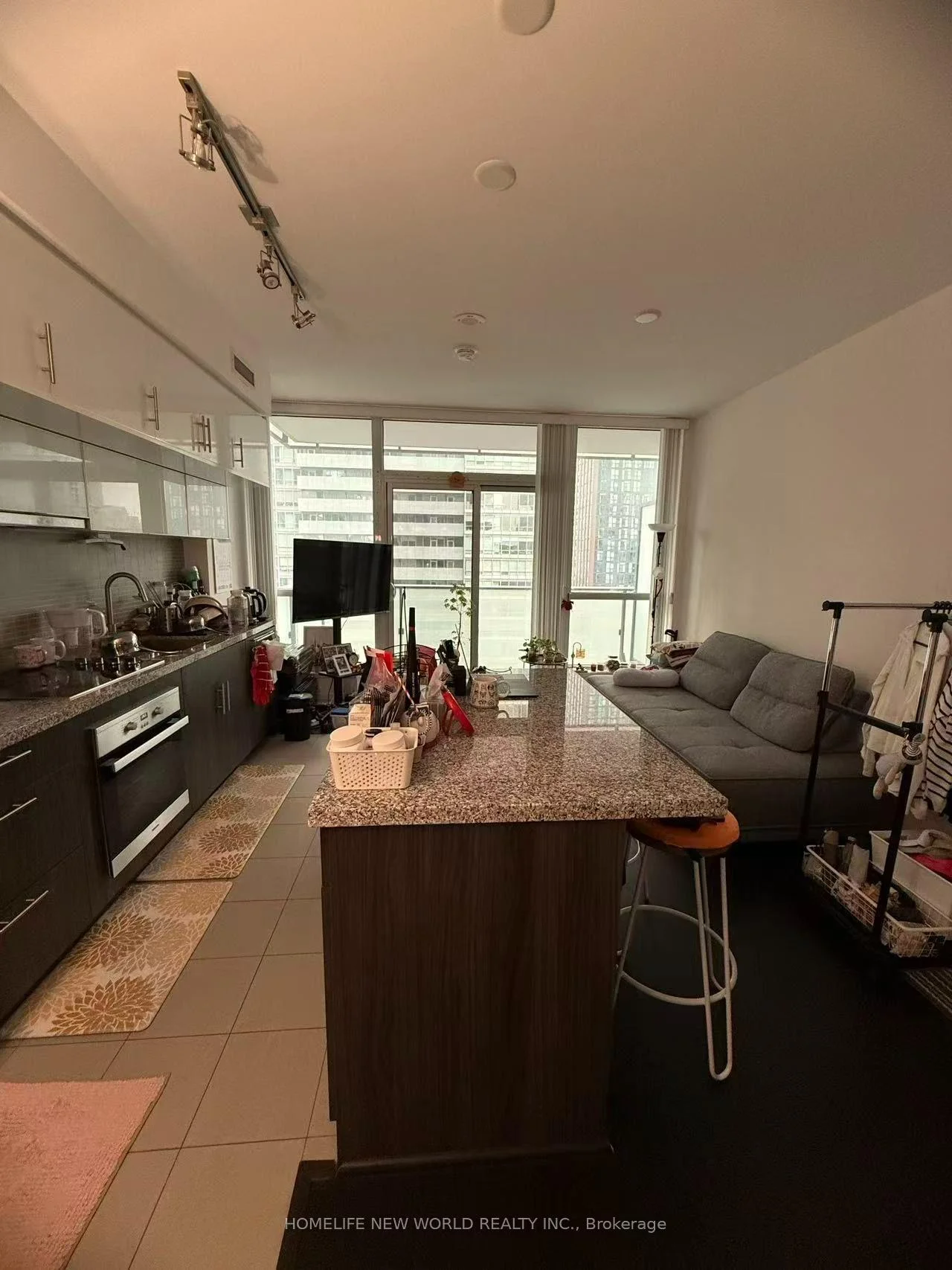Photo 3 of Unit 1901, 8 Mercer Street, Toronto, Waterfront Communities — HOMEH