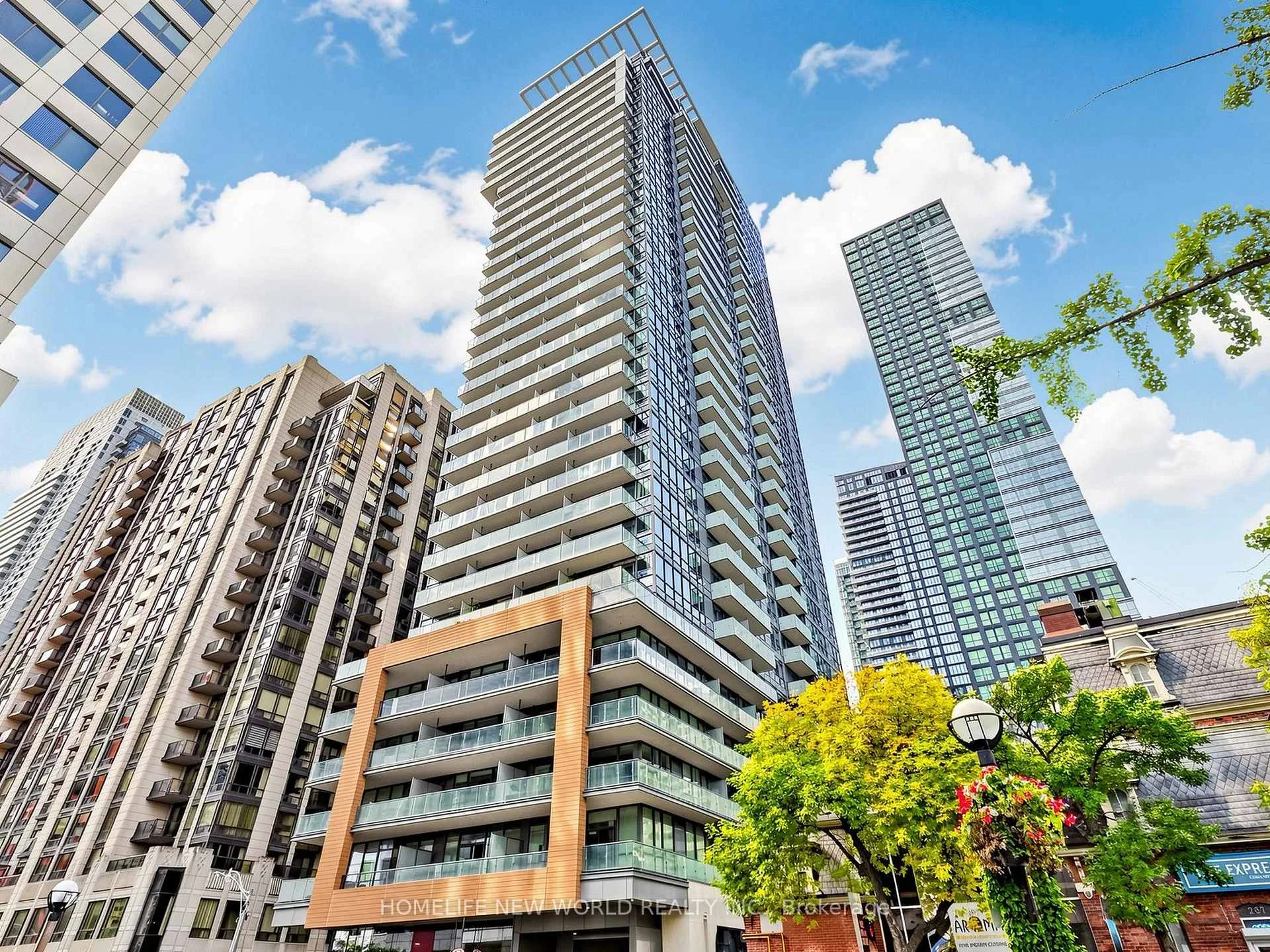 Photo 8 of Unit 1901, 8 Mercer Street, Toronto, Waterfront Communities — HOMEH