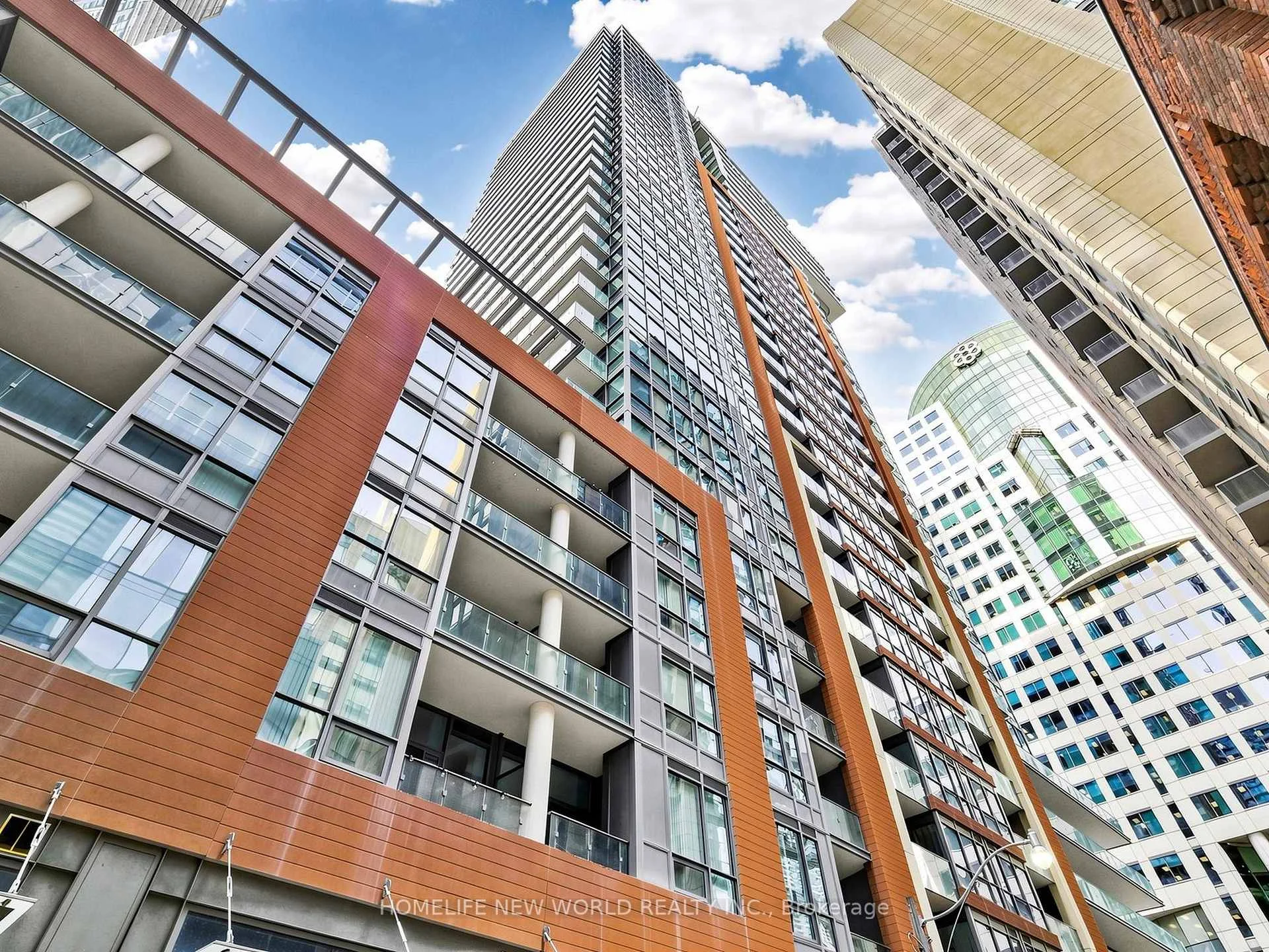 Photo 10 of Unit 1901, 8 Mercer Street, Toronto, Waterfront Communities — HOMEH