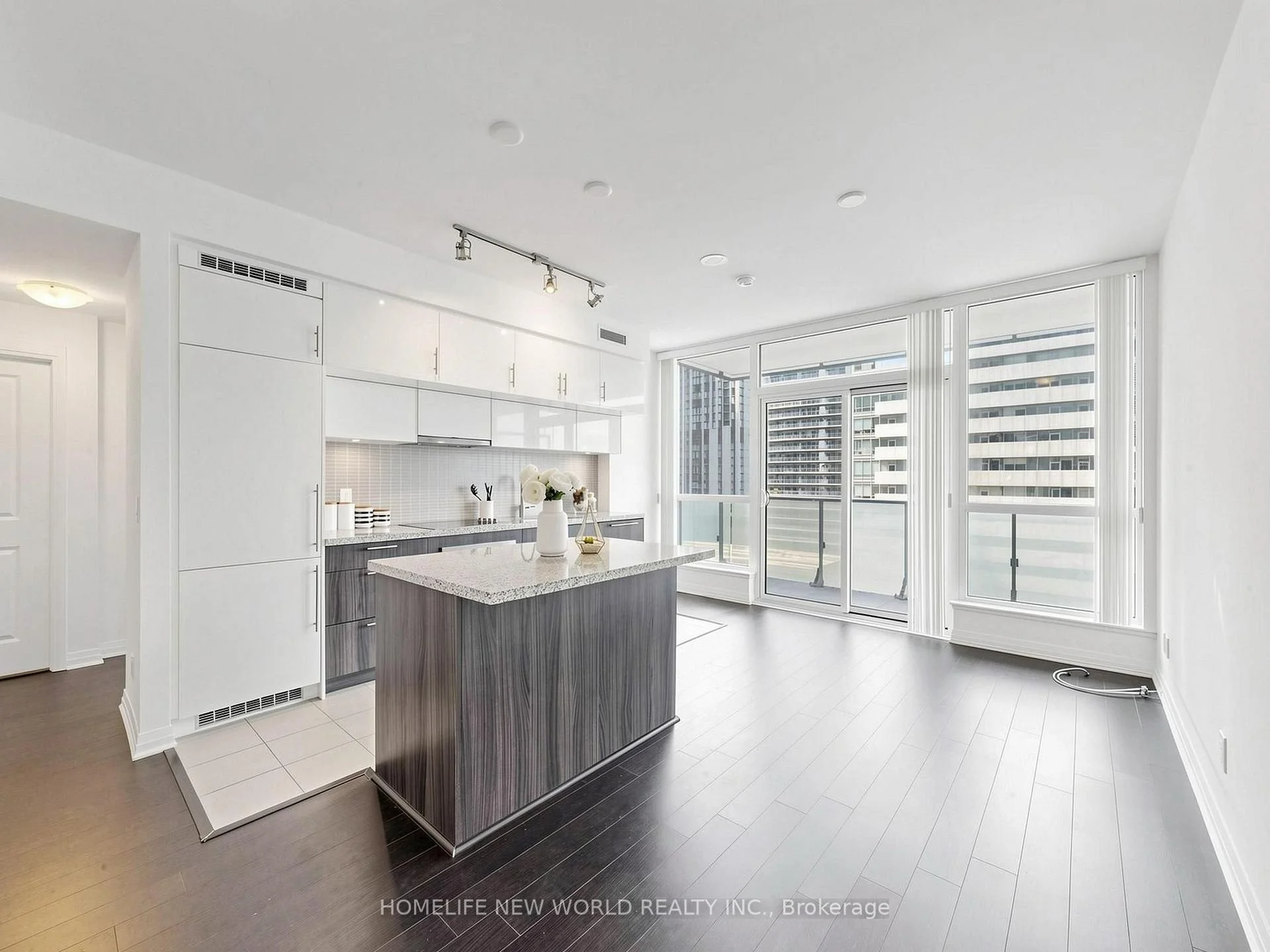 Photo 22 of Unit 1901, 8 Mercer Street, Toronto, Waterfront Communities — HOMEH