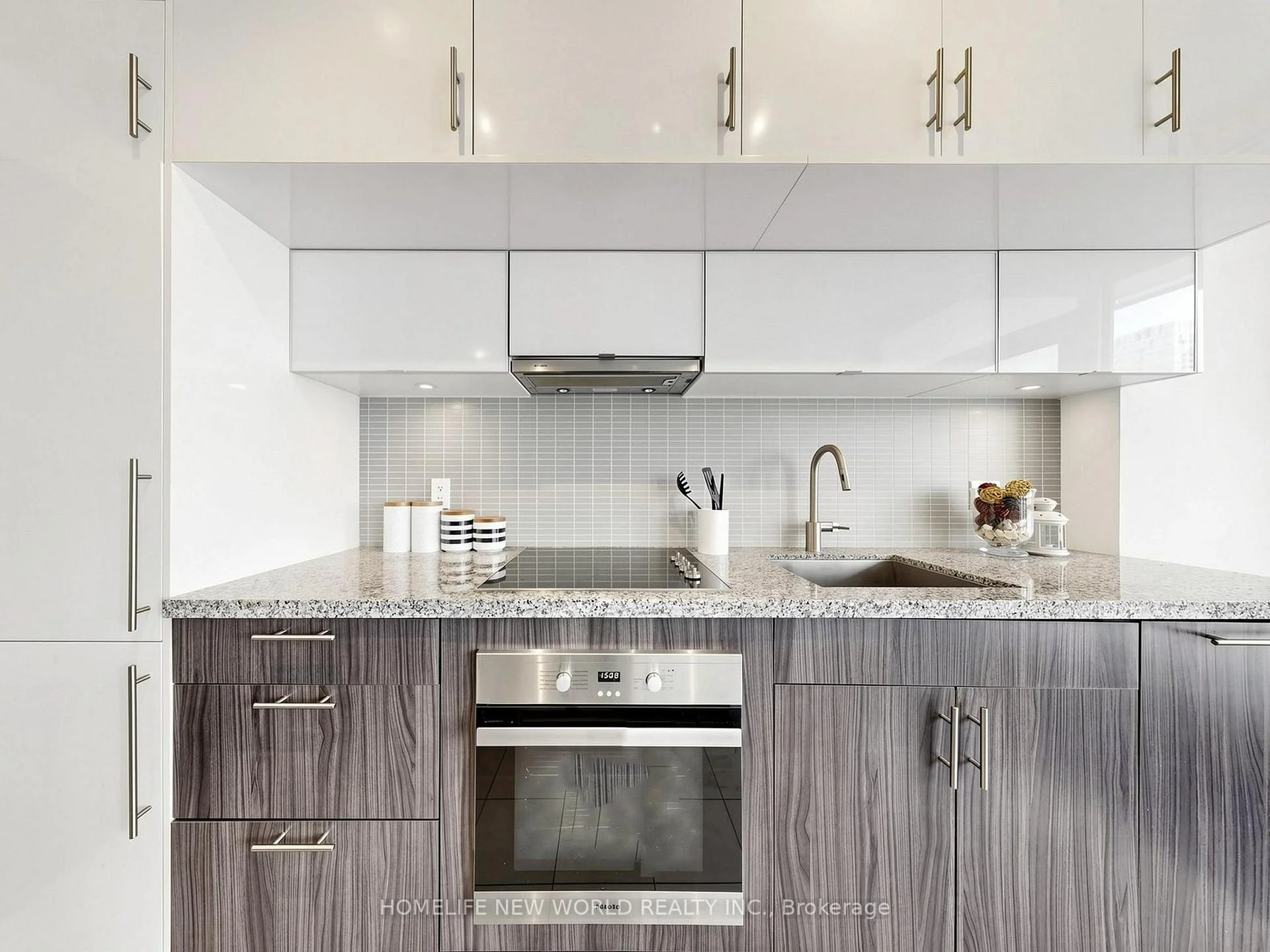 Photo 28 of Unit 1901, 8 Mercer Street, Toronto, Waterfront Communities — HOMEH