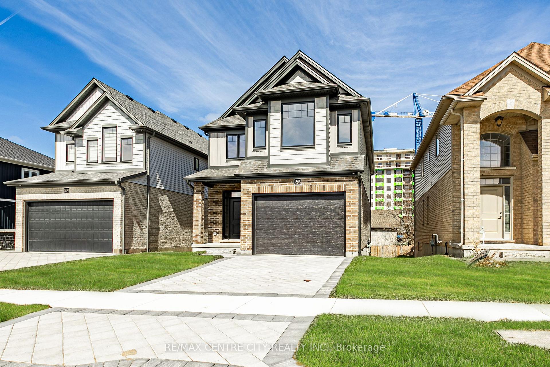 Photo 3 of 1596 Noah Bend, London, North I — HOMEH