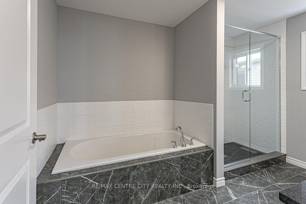 Photo 21 of 1596 Noah Bend, London, North I — HOMEH