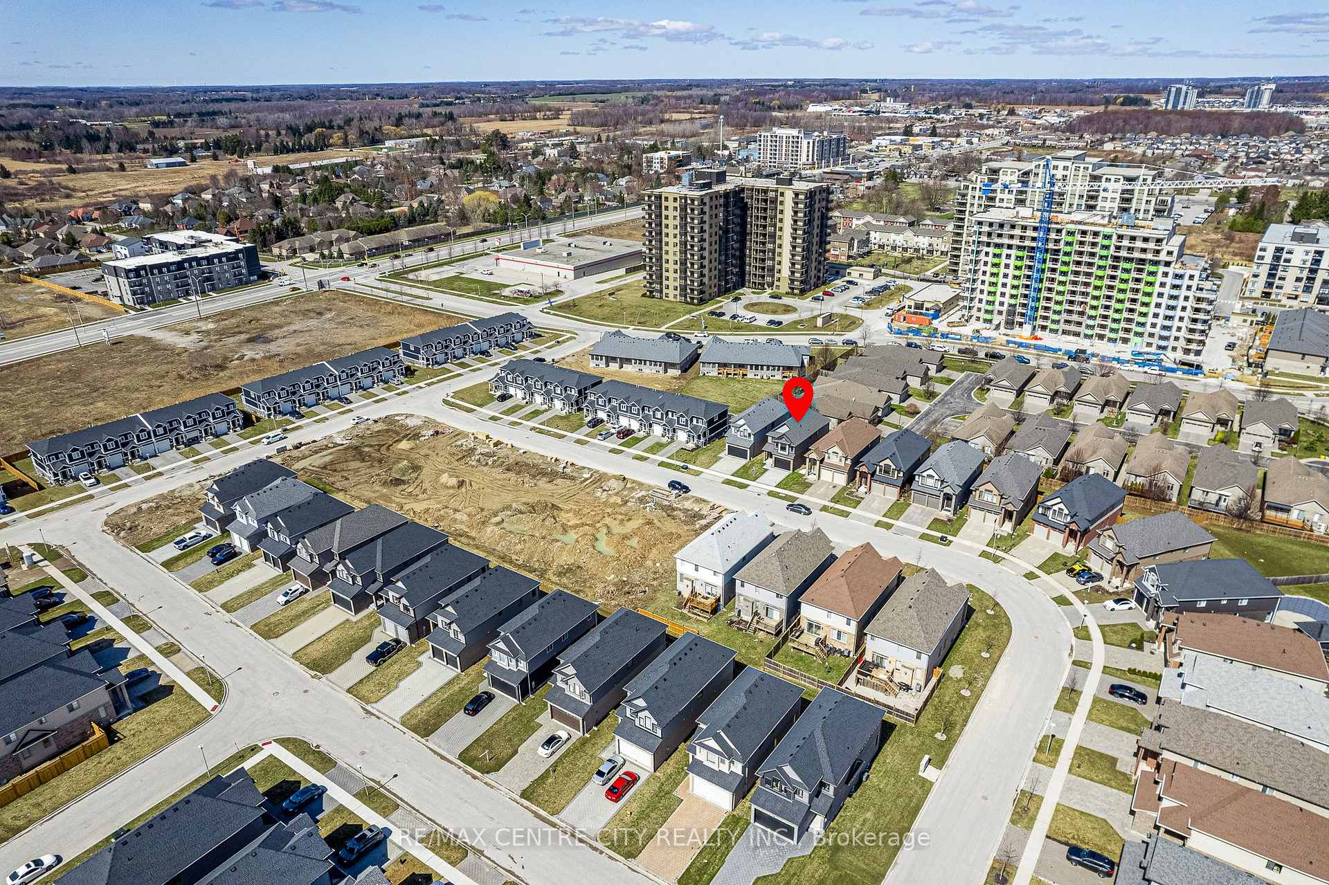 Photo 38 of 1596 Noah Bend, London, North I — HOMEH