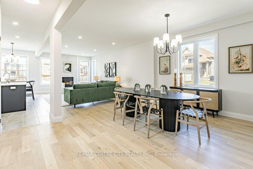 Photo 8 of 1605 Noah Bend, London, North I — HOMEH