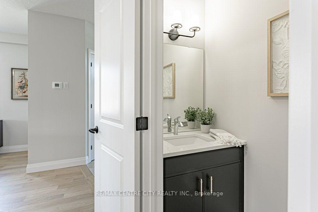 Photo 26 of 1605 Noah Bend, London, North I — HOMEH