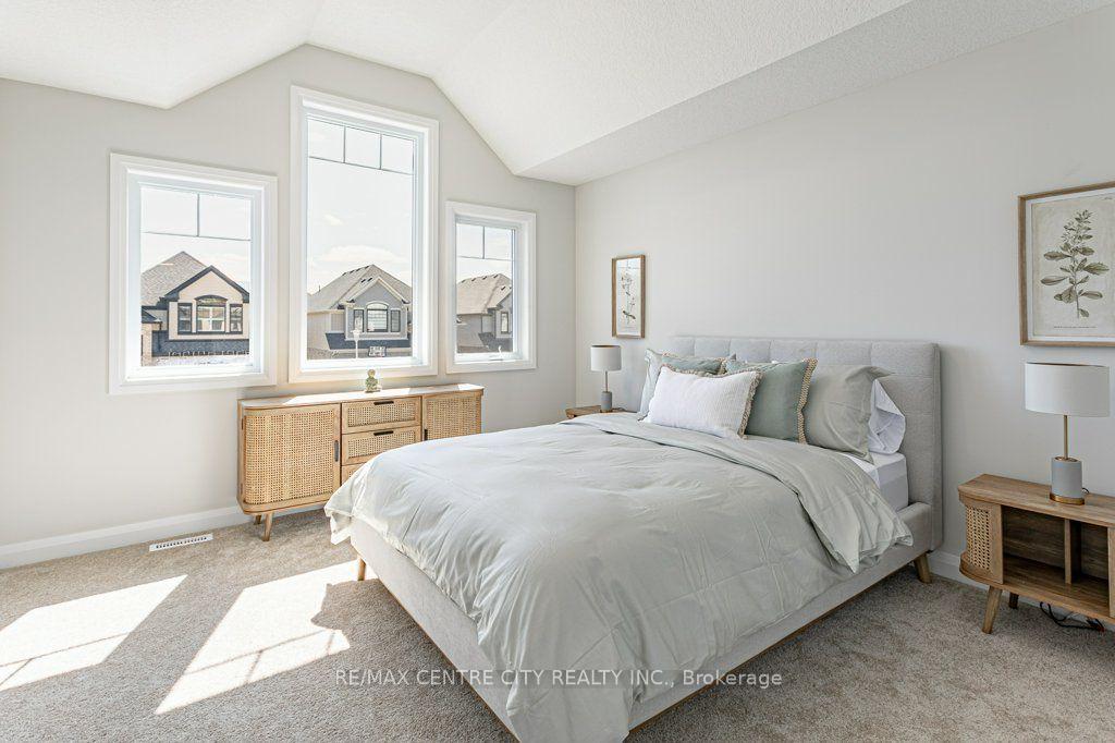 Photo 31 of 1605 Noah Bend, London, North I — HOMEH