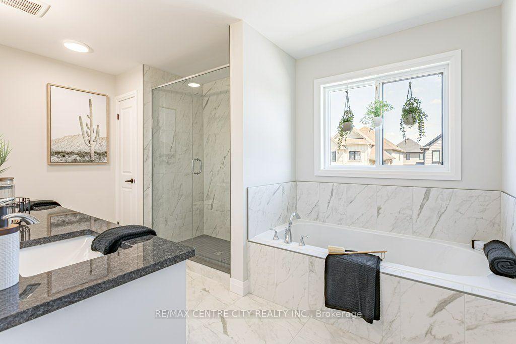 Photo 37 of 1605 Noah Bend, London, North I — HOMEH
