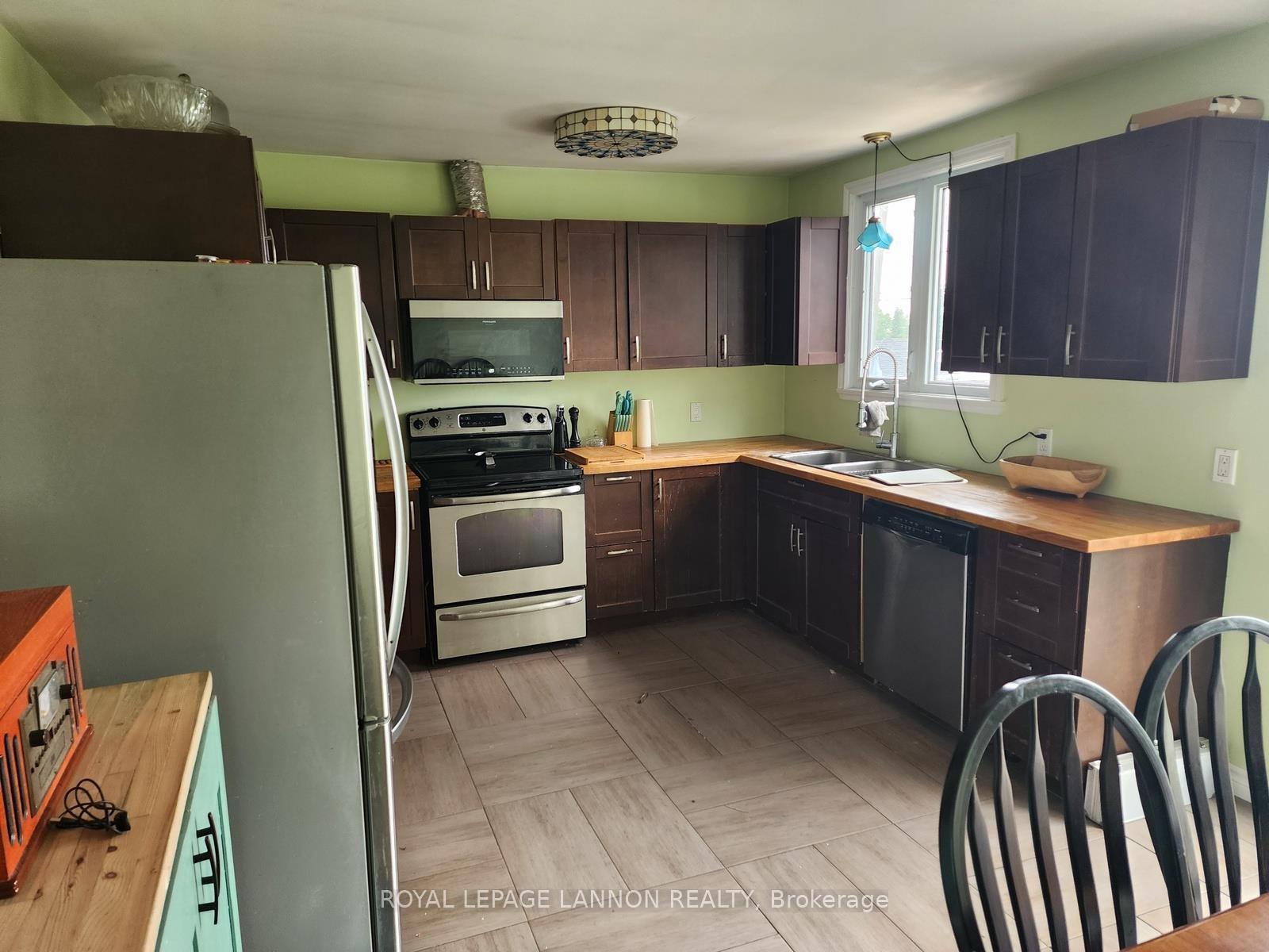 Photo 5 of 94 Lakeview Drive, Terrace Bay, TB-92 — HOMEH