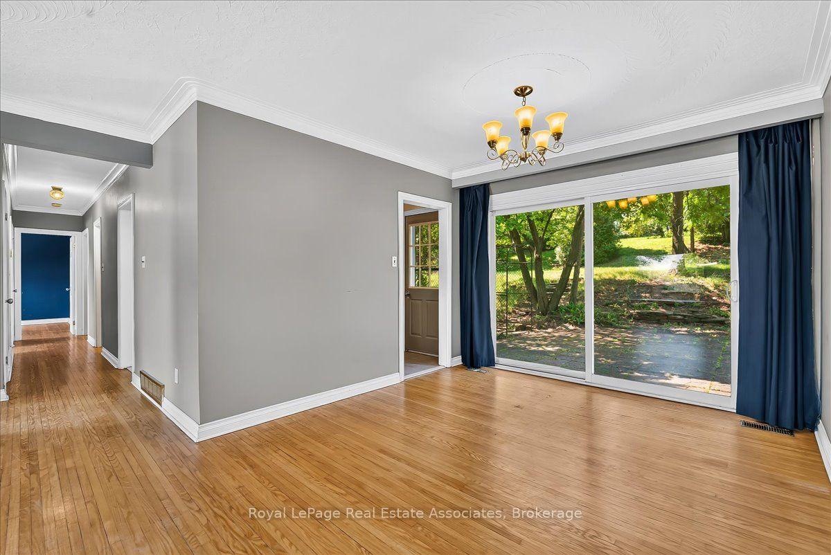 Photo 6 of 132 Vista Boulevard, Mississauga, Streetsville — HOMEH