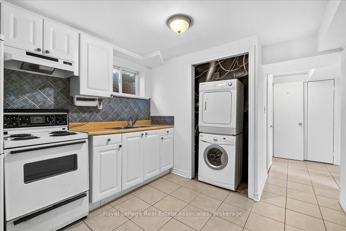 Photo 19 of 132 Vista Boulevard, Mississauga, Streetsville — HOMEH
