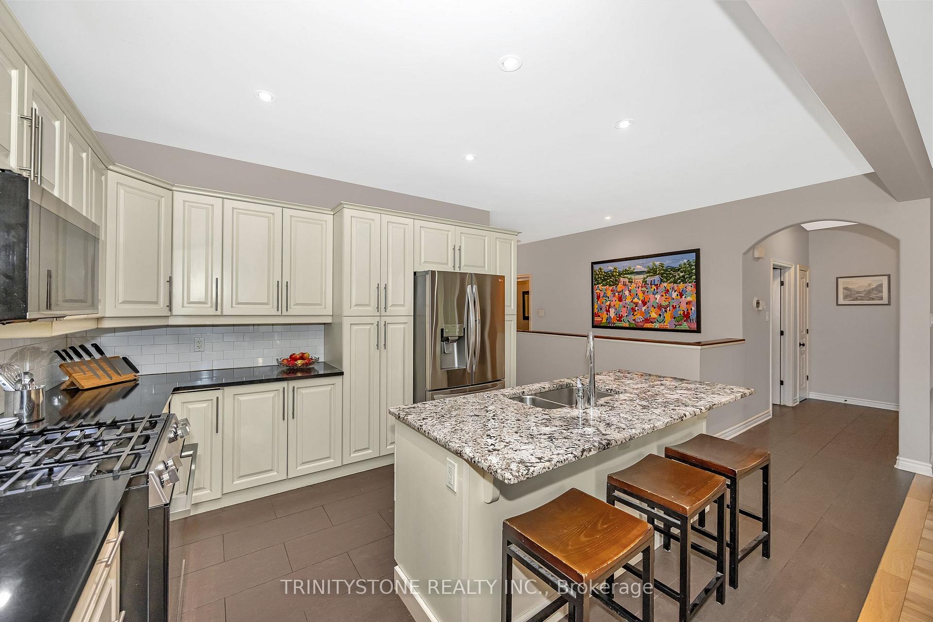 Photo 12 of 452 Landswood Way, Ottawa, Stittsville (South) — HOMEH