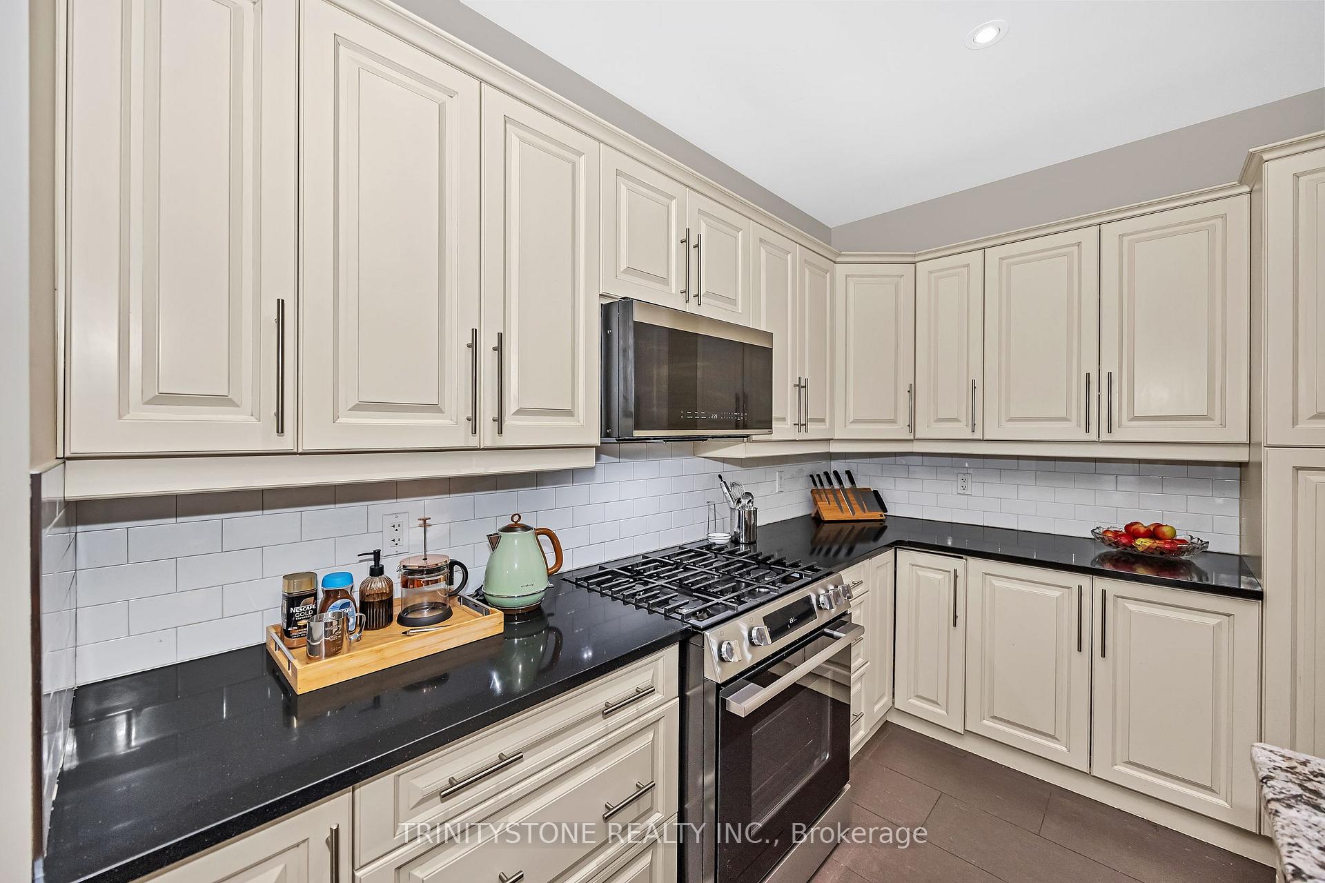 Photo 13 of 452 Landswood Way, Ottawa, Stittsville (South) — HOMEH