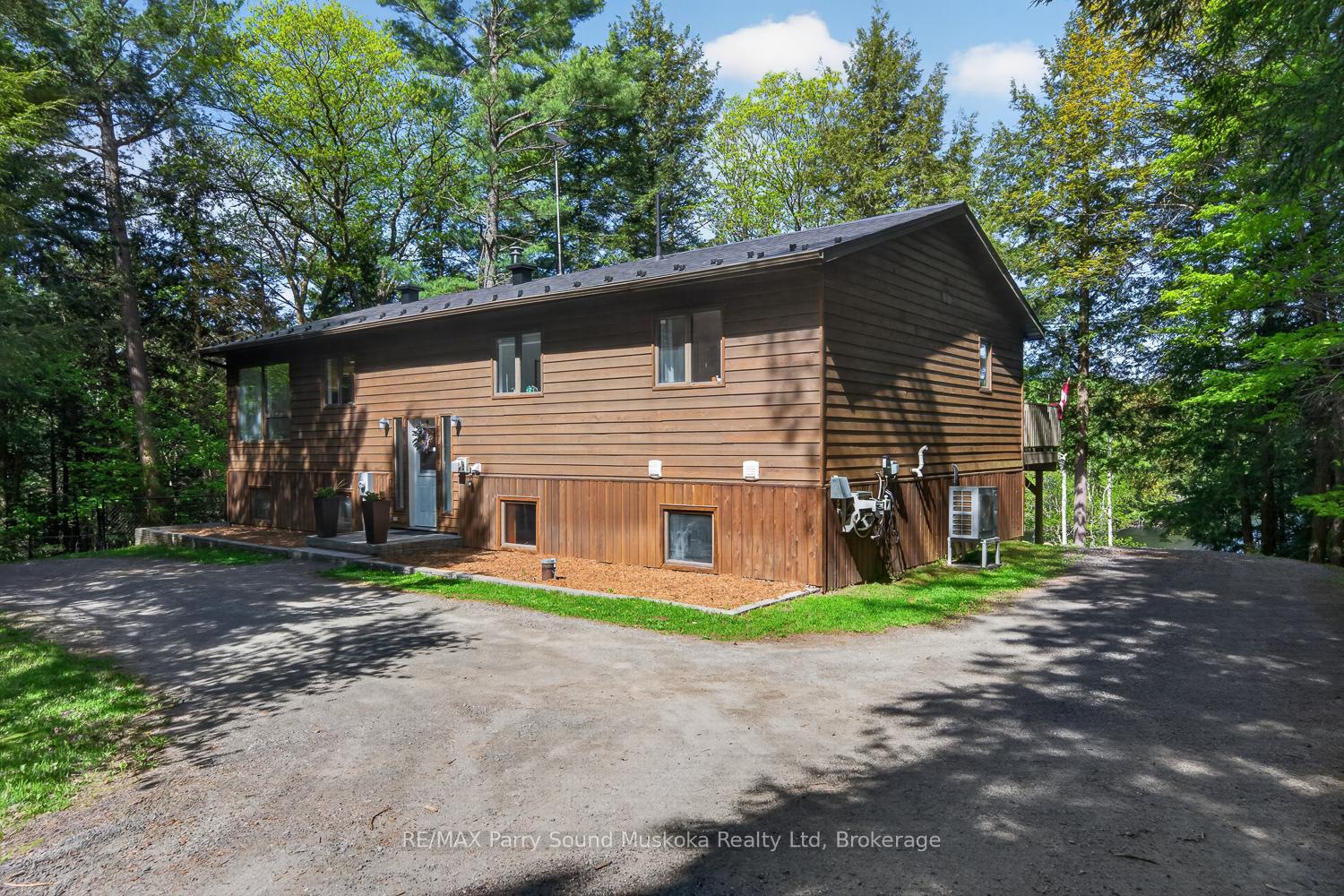 Photo 58 of 34 Silver Point Drive, Seguin — HOMEH