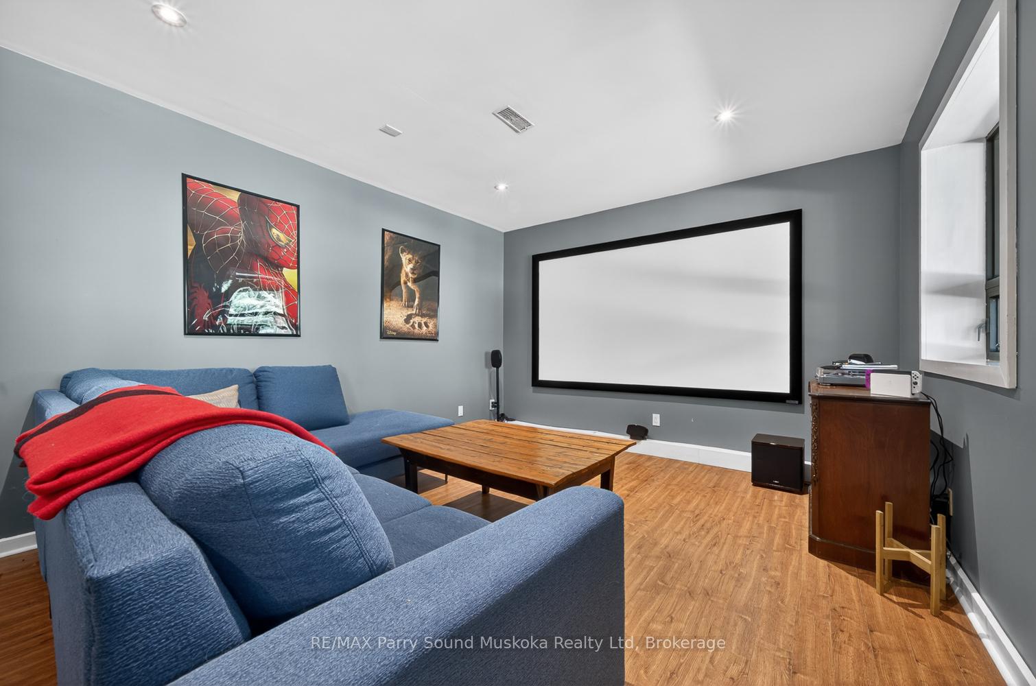Photo 33 of 34 Silver Point Drive, Seguin — HOMEH
