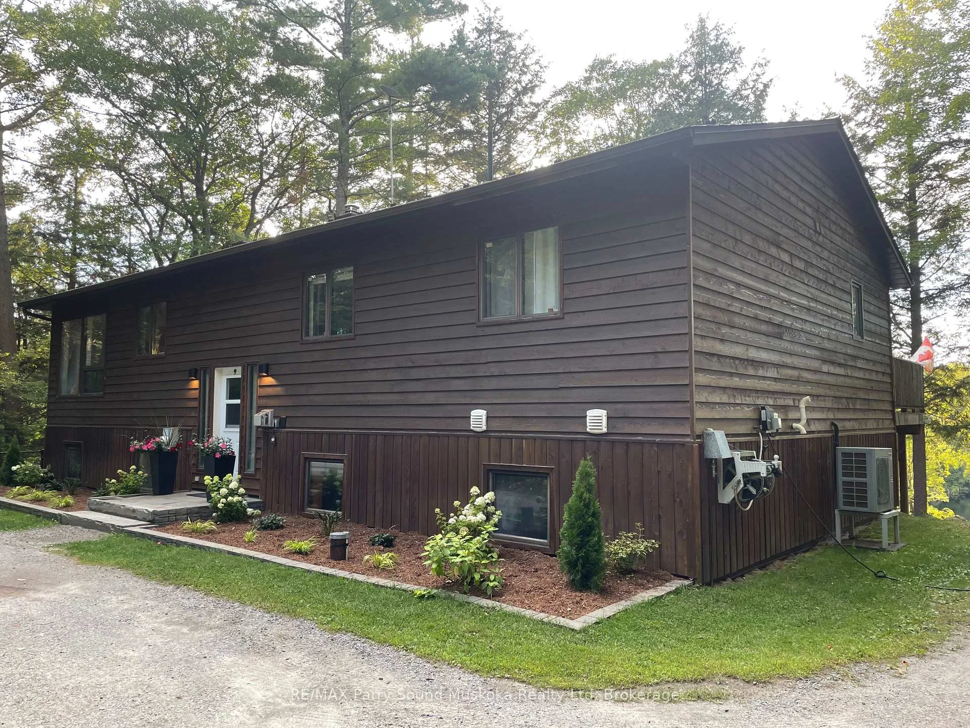 Photo of 34 Silver Point Drive