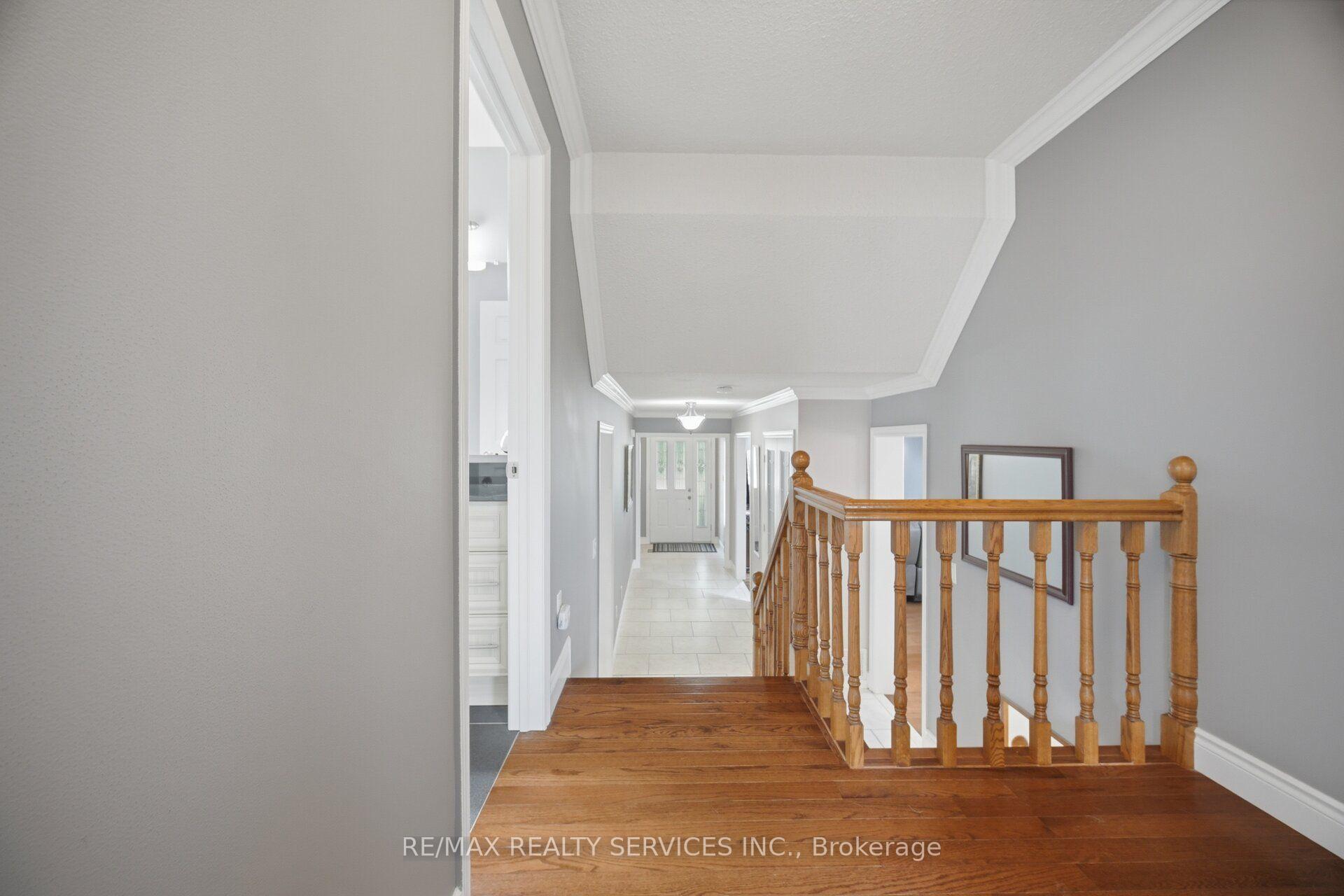 Photo 20 of 20 Malcolm Crescent, Brampton, Central Park — HOMEH