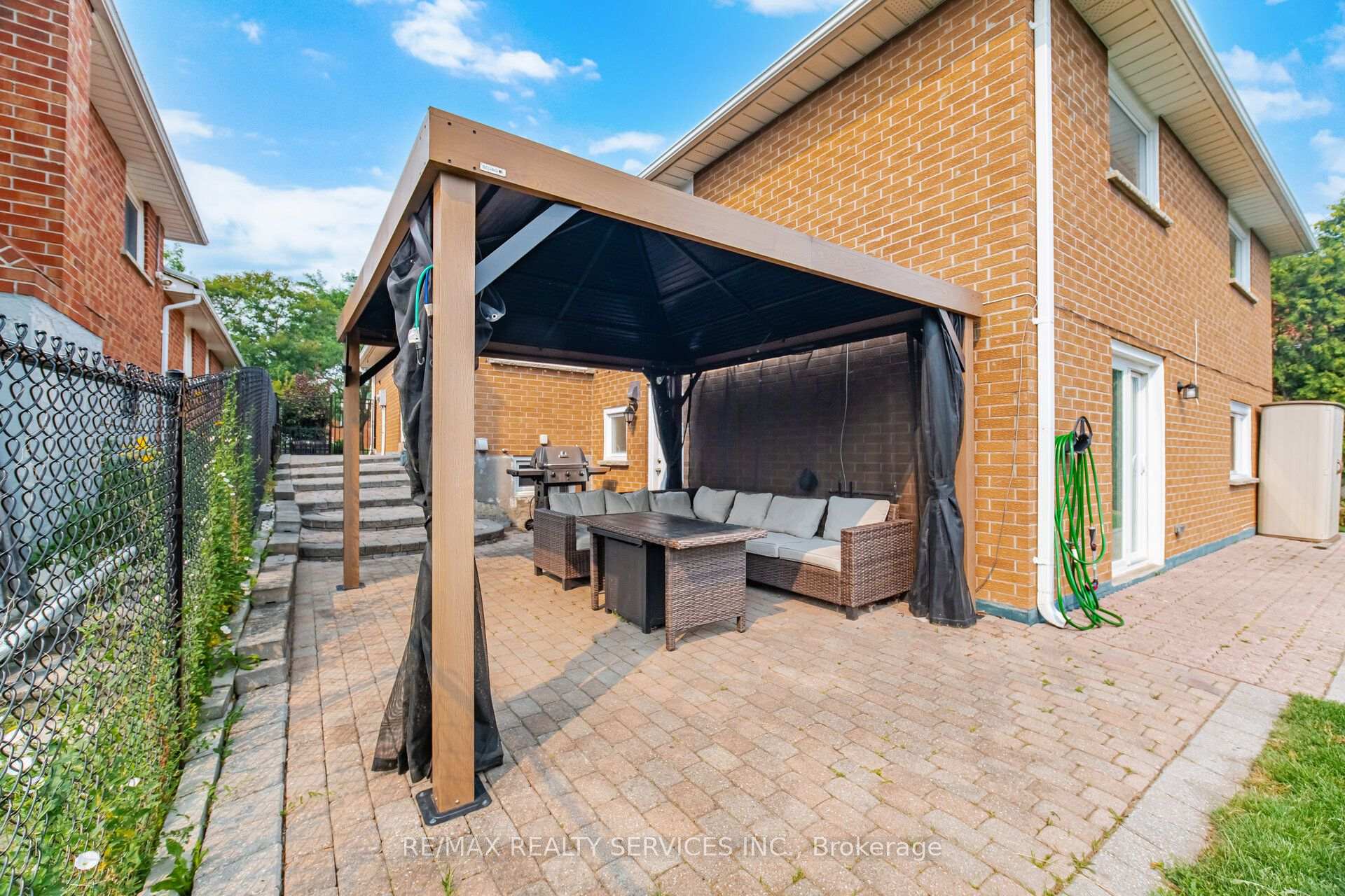 Photo 41 of 20 Malcolm Crescent, Brampton, Central Park — HOMEH