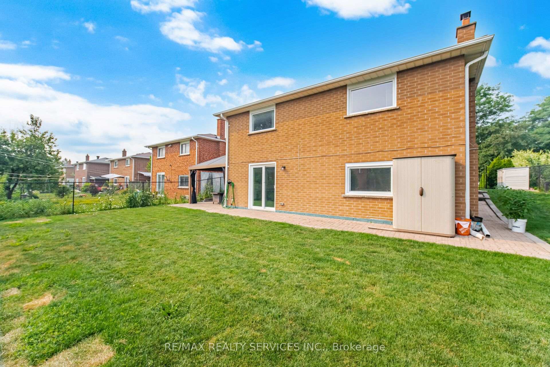 Photo 47 of 20 Malcolm Crescent, Brampton, Central Park — HOMEH