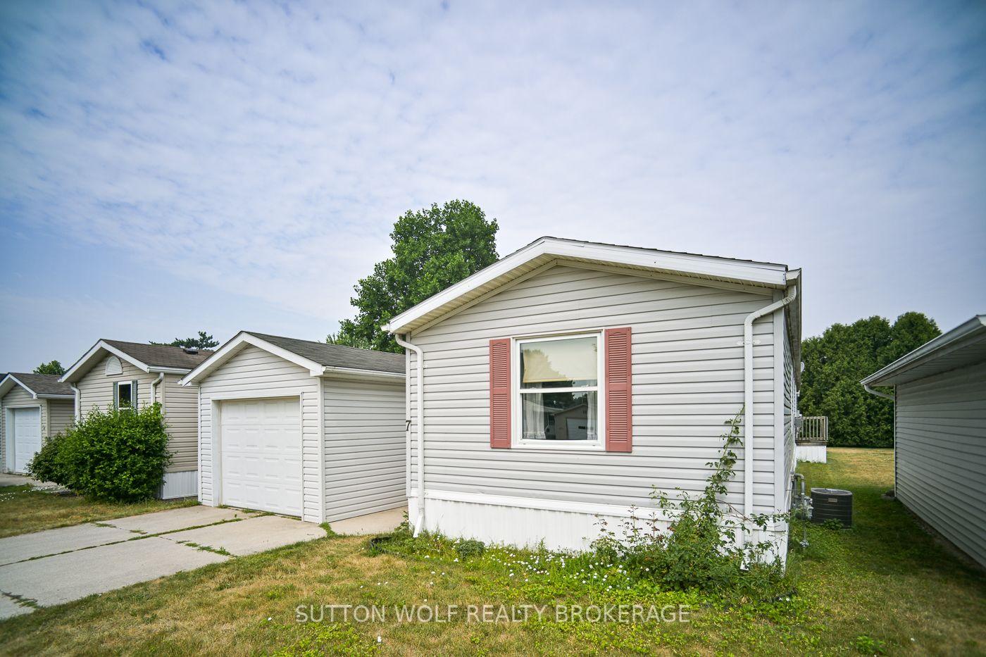 Photo 1 of 7 Stewart Street, Strathroy-Caradoc, Rural Strathroy-Caradoc — HOMEH