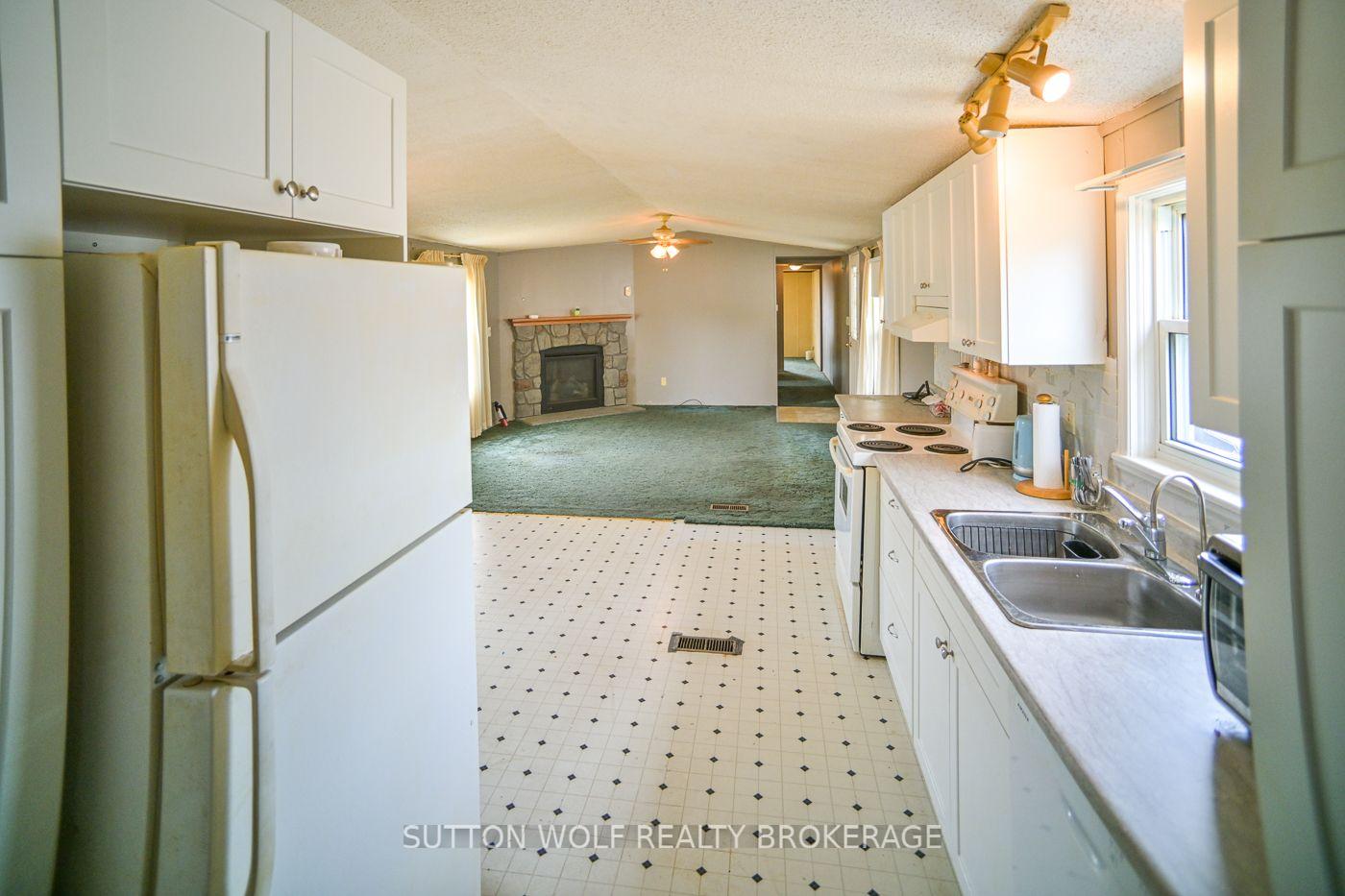 Photo 10 of 7 Stewart Street, Strathroy-Caradoc, Rural Strathroy-Caradoc — HOMEH