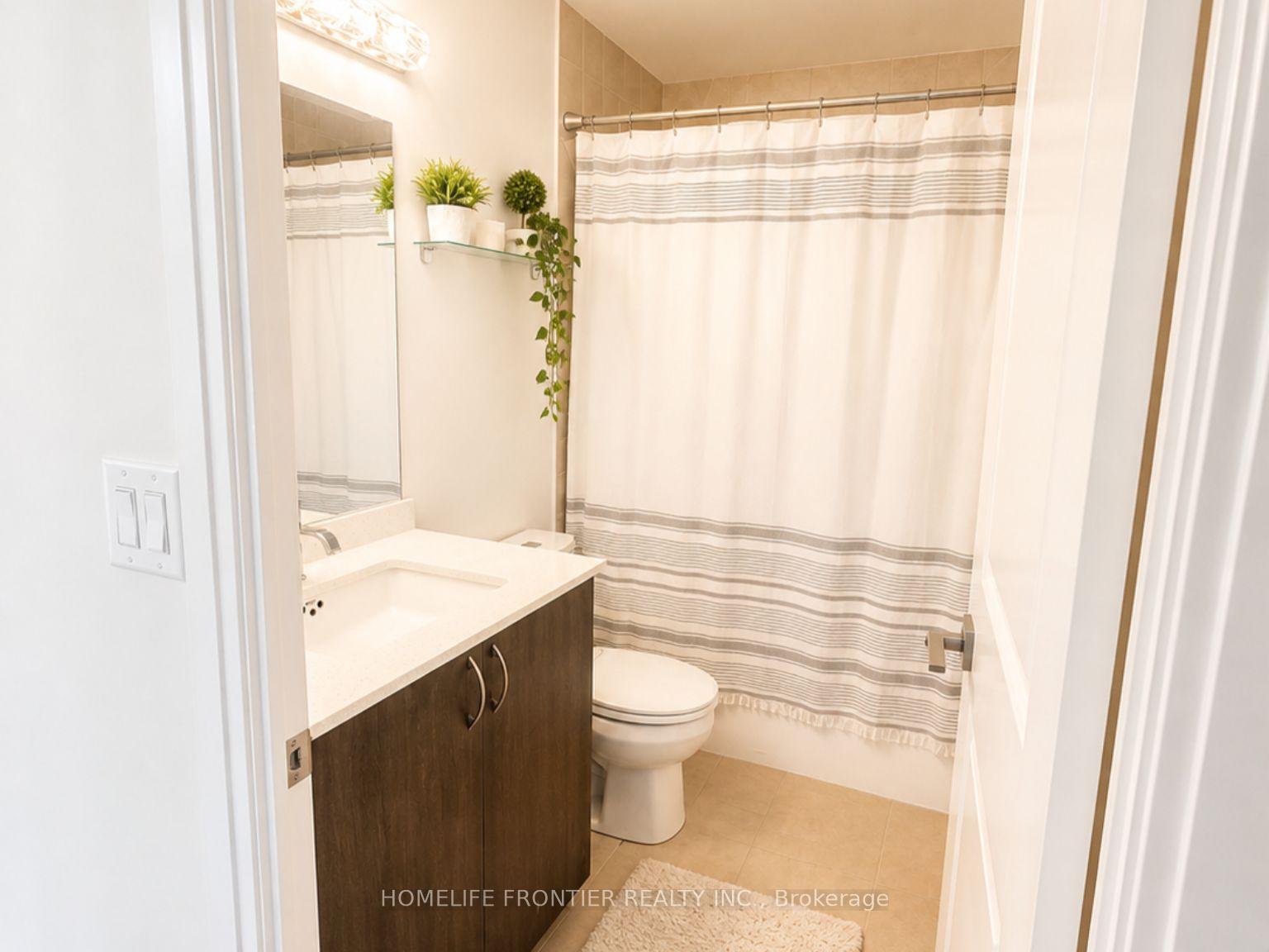 Photo 14 of Unit 702, 3600 Highway 7 SW, Vaughan, Vaughan Corporate Centre — HOMEH
