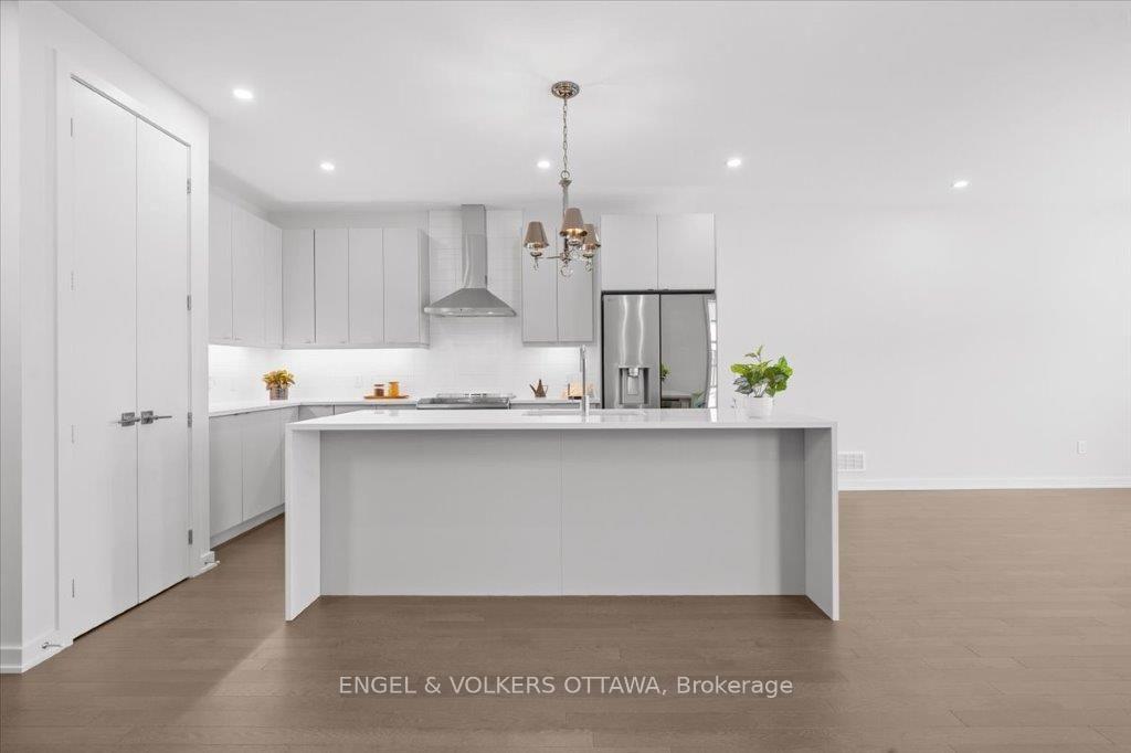 Photo 16 of 699 Honeydew Street, Ottawa, Riverside South/Gloucester Glen — HOMEH