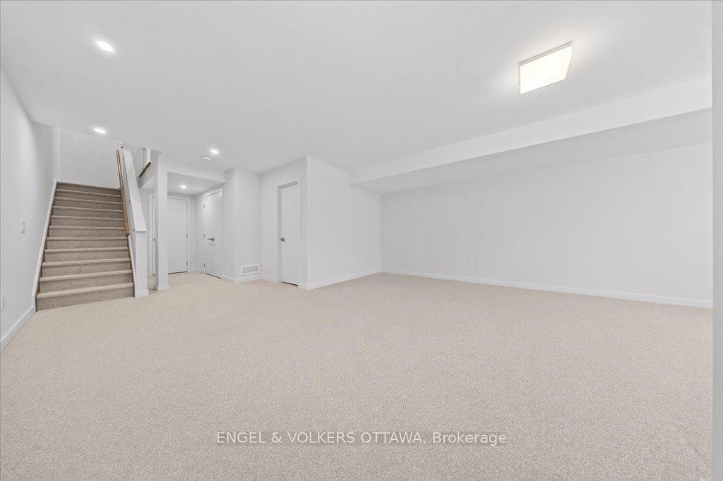 Photo 30 of 699 Honeydew Street, Ottawa, Riverside South/Gloucester Glen — HOMEH