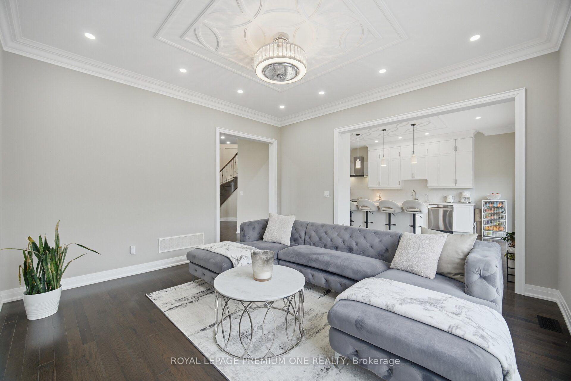 Photo 8 of 163 Muirfield Drive, Barrie, Ardagh — HOMEH