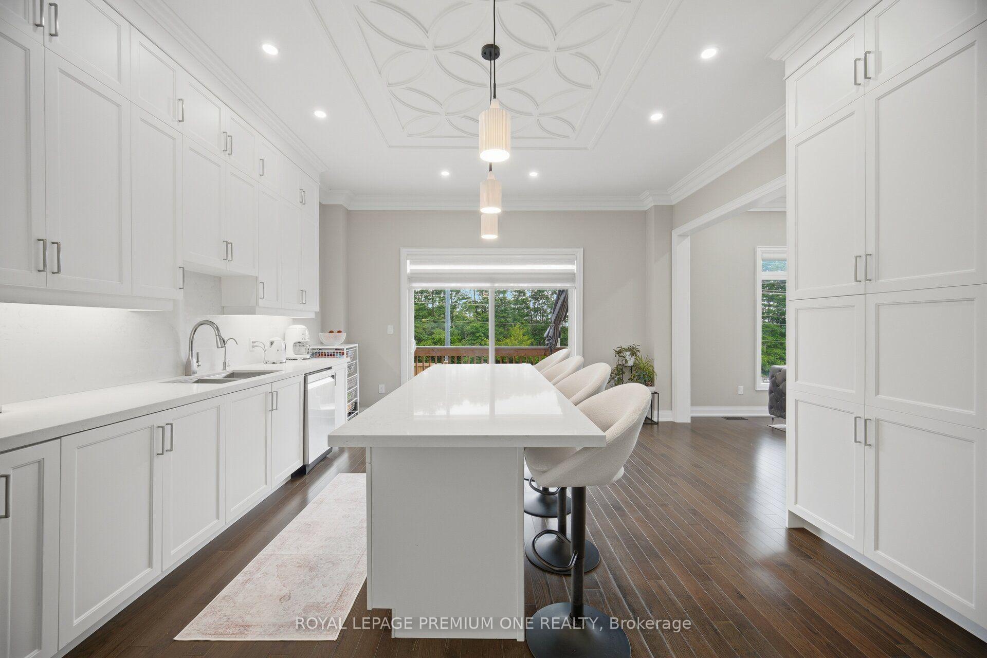Photo 10 of 163 Muirfield Drive, Barrie, Ardagh — HOMEH