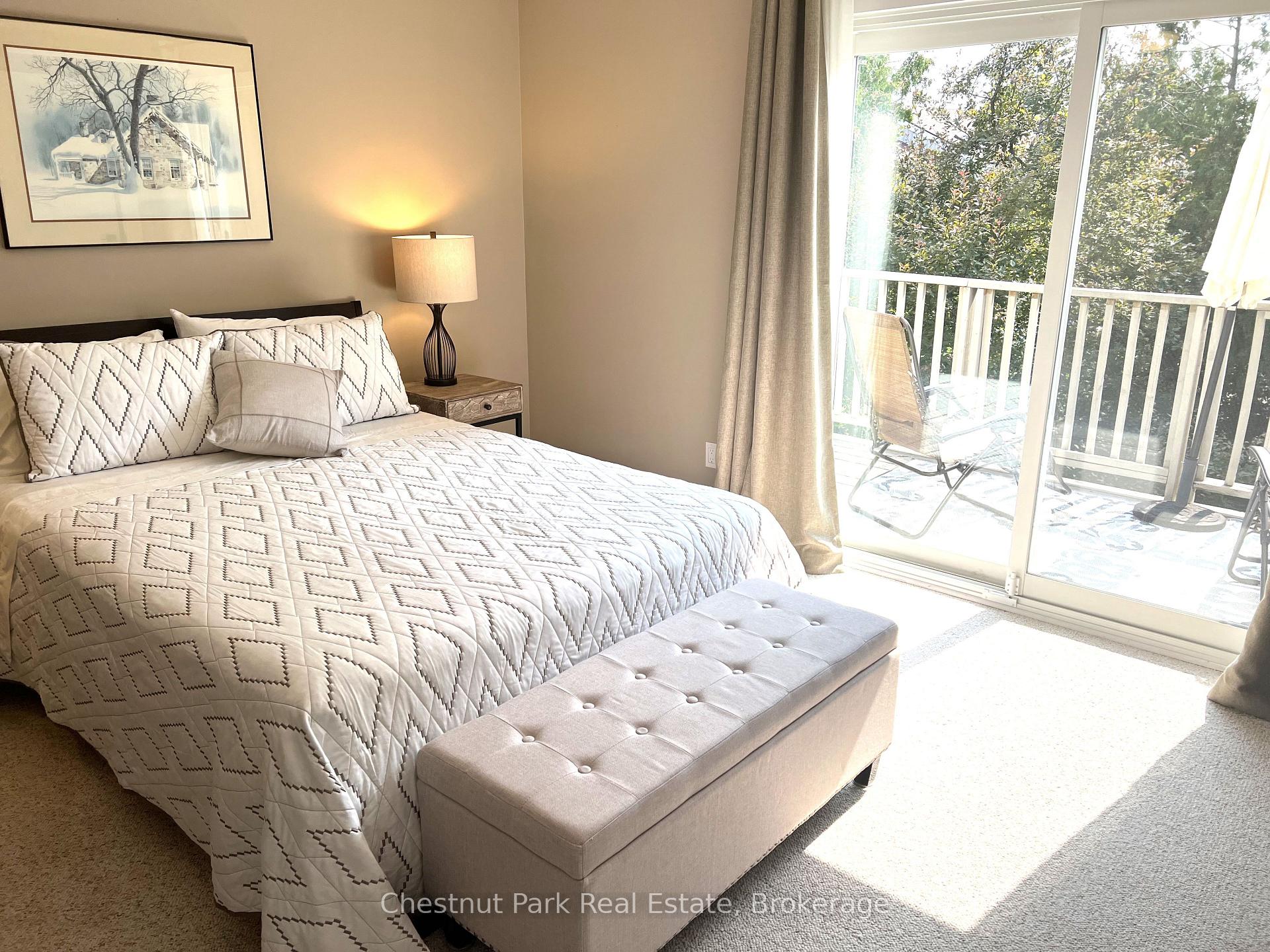Photo 14 of 550 Oxbow Crescent, Collingwood — HOMEH