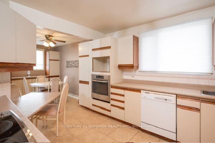 Photo 5 of 2608 Ridgeway Street E, Thunder Bay, Green Acres — HOMEH