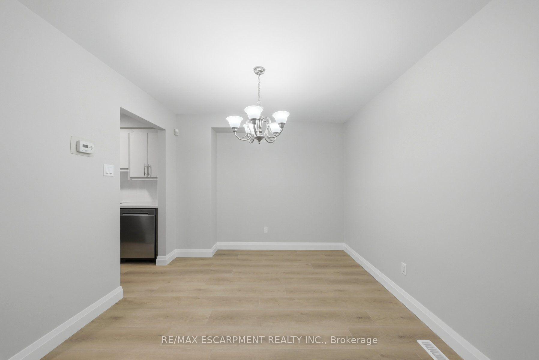 Photo 9 of Unit 2, 2155 Duncaster Drive, Burlington, Brant Hills — HOMEH
