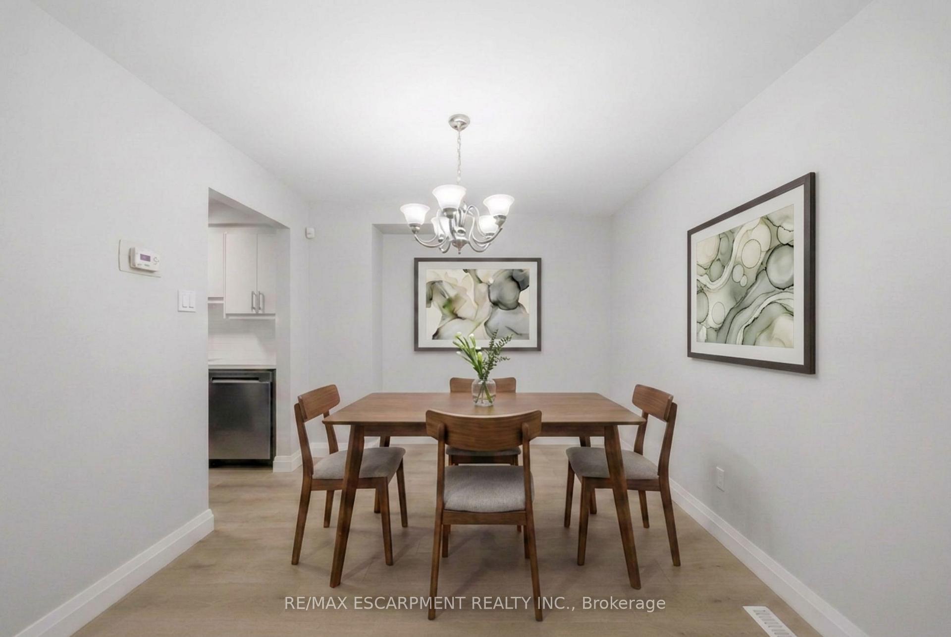 Photo 10 of Unit 2, 2155 Duncaster Drive, Burlington, Brant Hills — HOMEH