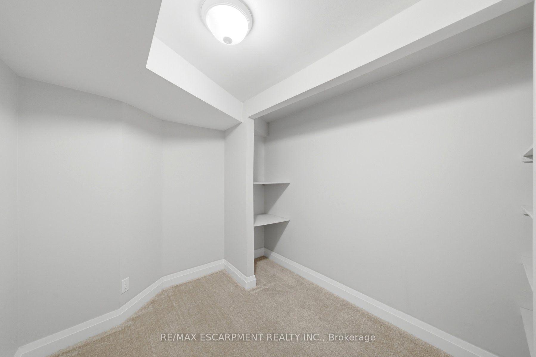 Photo 30 of Unit 2, 2155 Duncaster Drive, Burlington, Brant Hills — HOMEH
